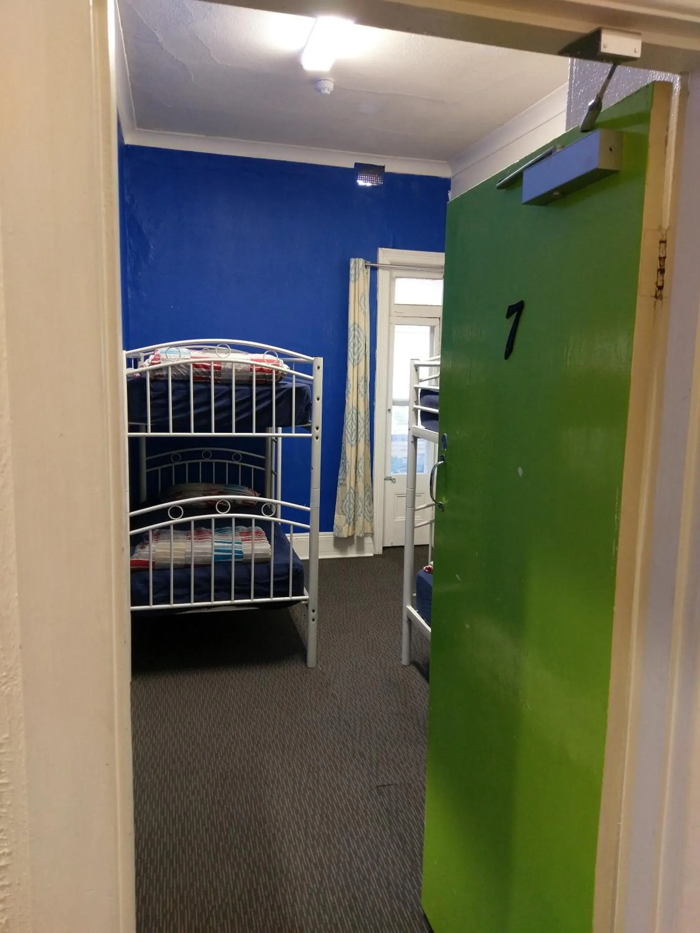 bunk bed, Bed in Adelaide Travellers Inn Backpackers Hostel bunk bed, Bed in Adelaide Travellers Inn Backpackers Hostel