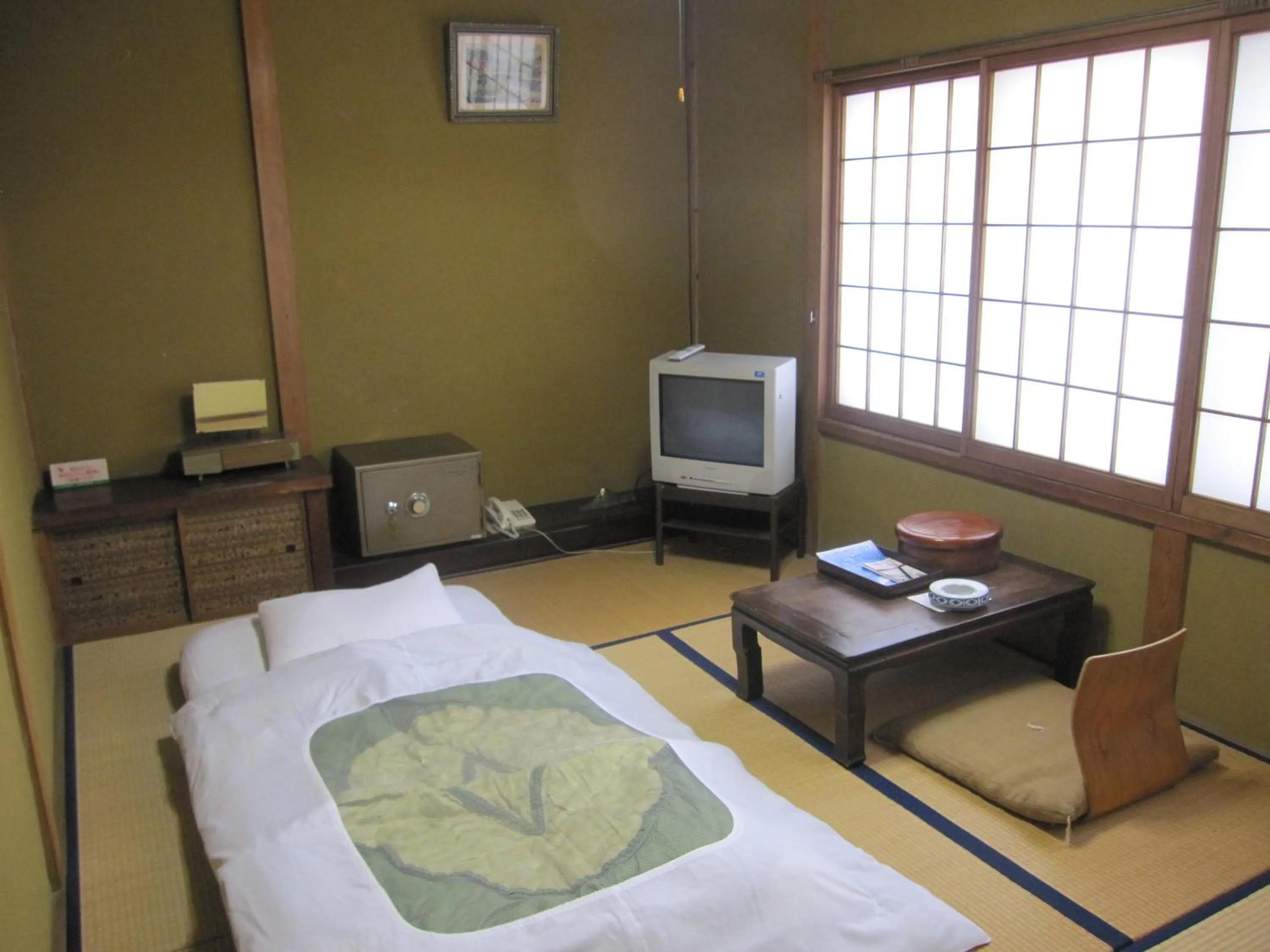 Day, Bed in Daibutsu Ryokan