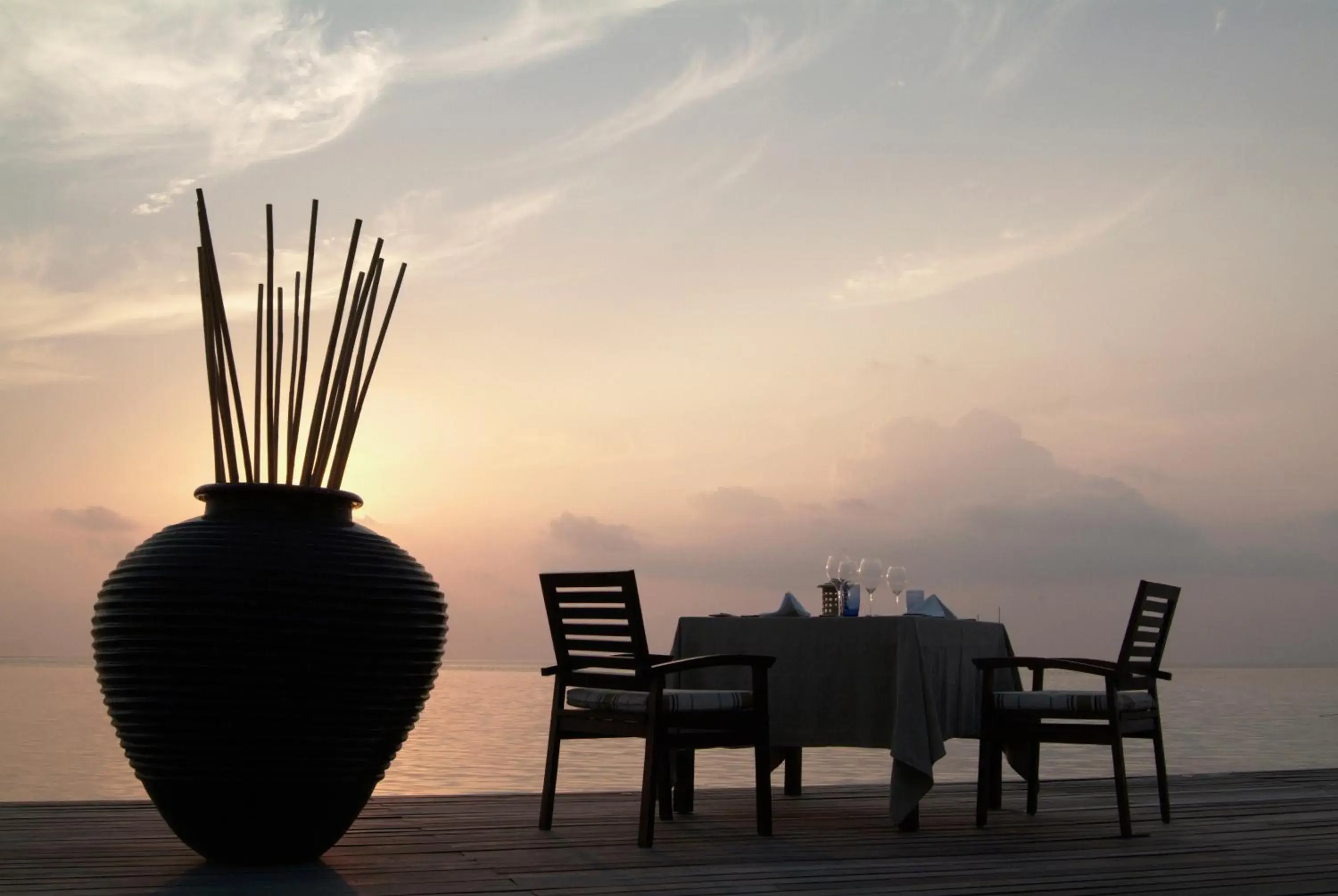 Lounge or bar in Coco Bodu Hithi - 50 percent off shared roundtrip Speedboat for stays from 1 Sep to 23 Dec 2025 Lounge or bar in Coco Bodu Hithi - 50 percent off shared roundtrip Speedboat for stays from 1 Sep to 23 Dec 2025