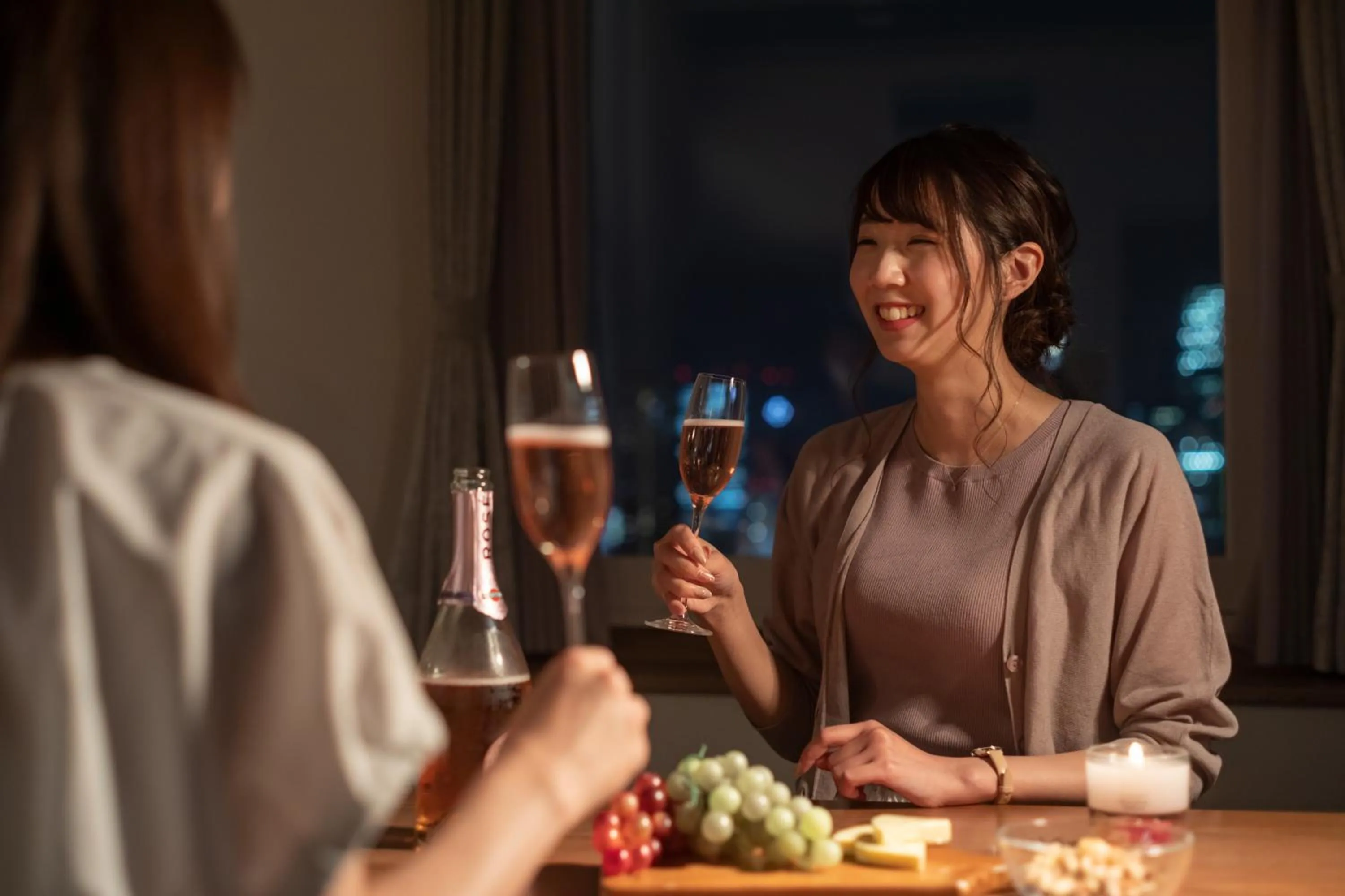 People in Hundred Stay Tokyo Shinjuku