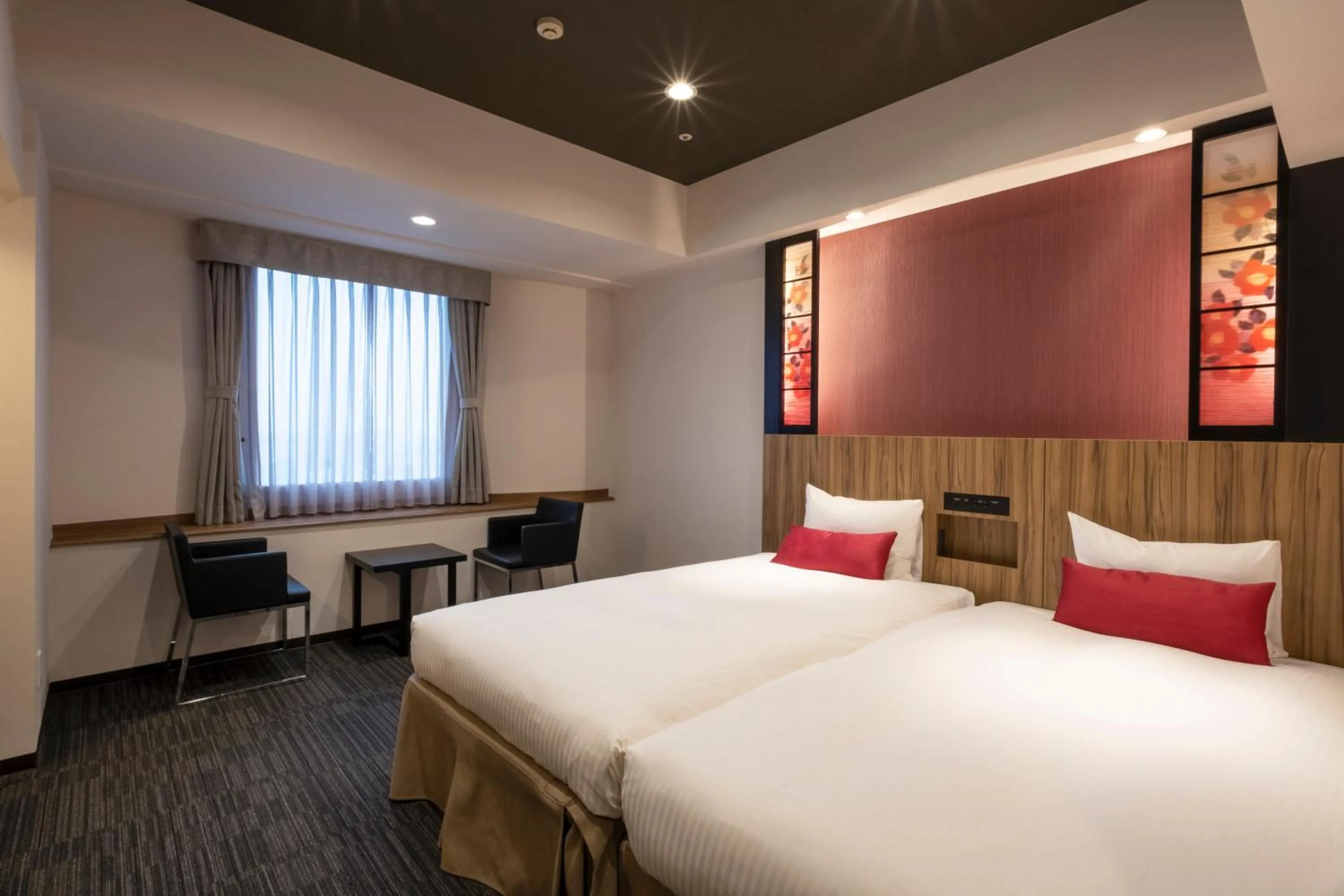 Bed in Hundred Stay Tokyo Shinjuku