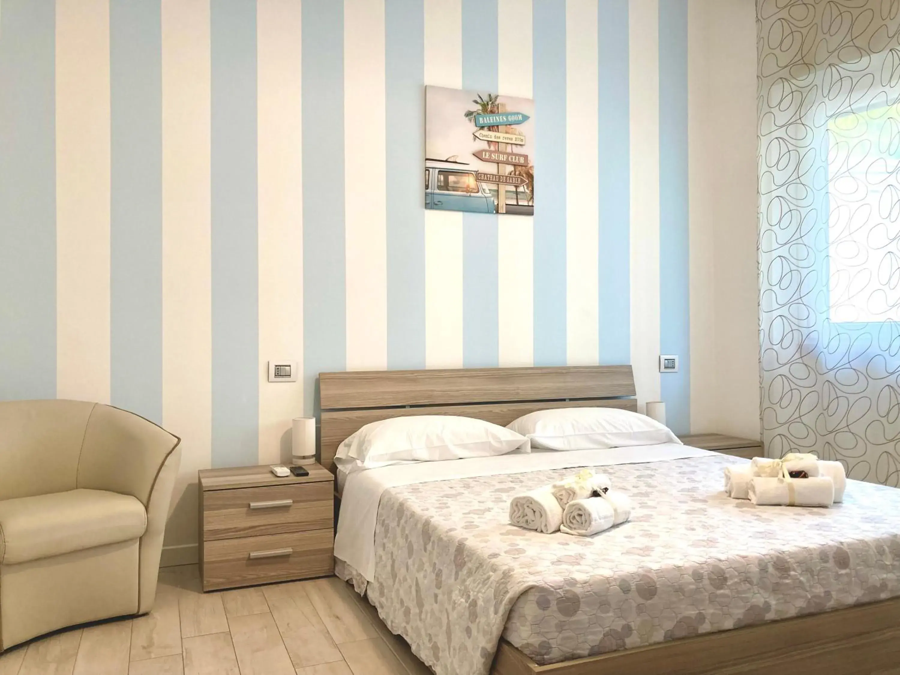 Double Room with Private External Bathroom in La Boa B&B Double Room with Private External Bathroom in La Boa B&B