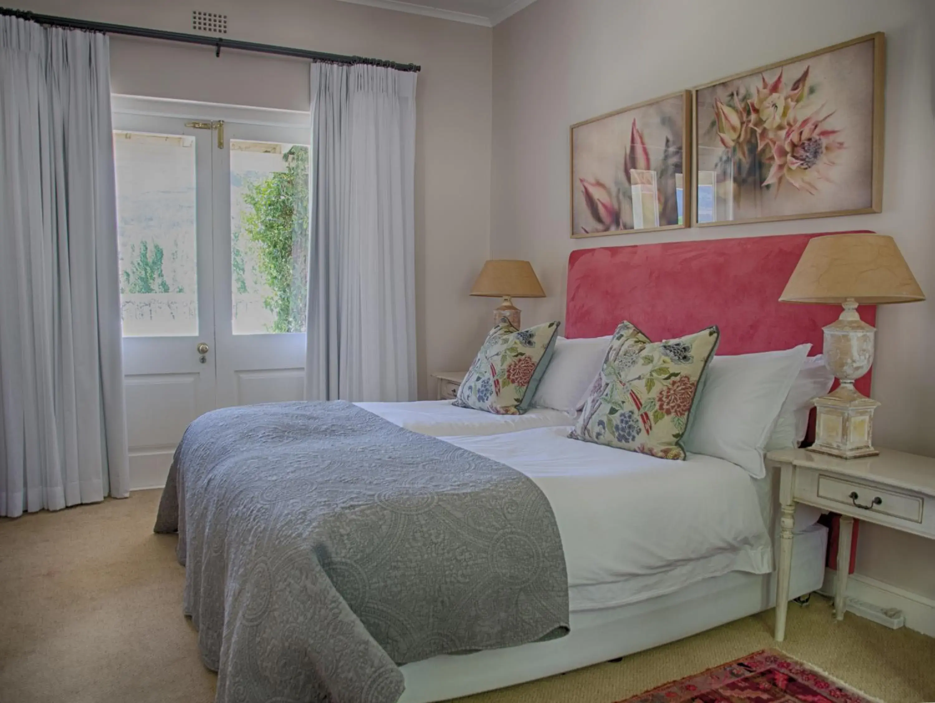 Deluxe Room - single occupancy in Auberge Clermont Deluxe Room - single occupancy in Auberge Clermont