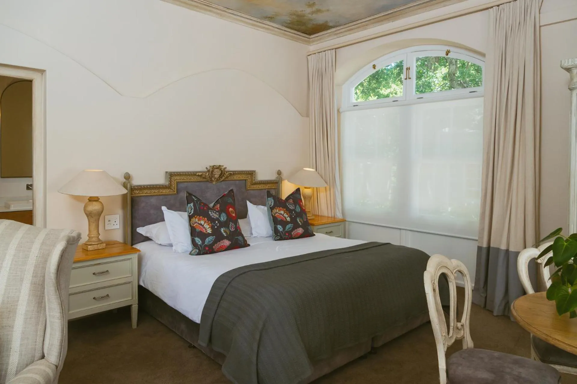 Bed in Auberge Clermont