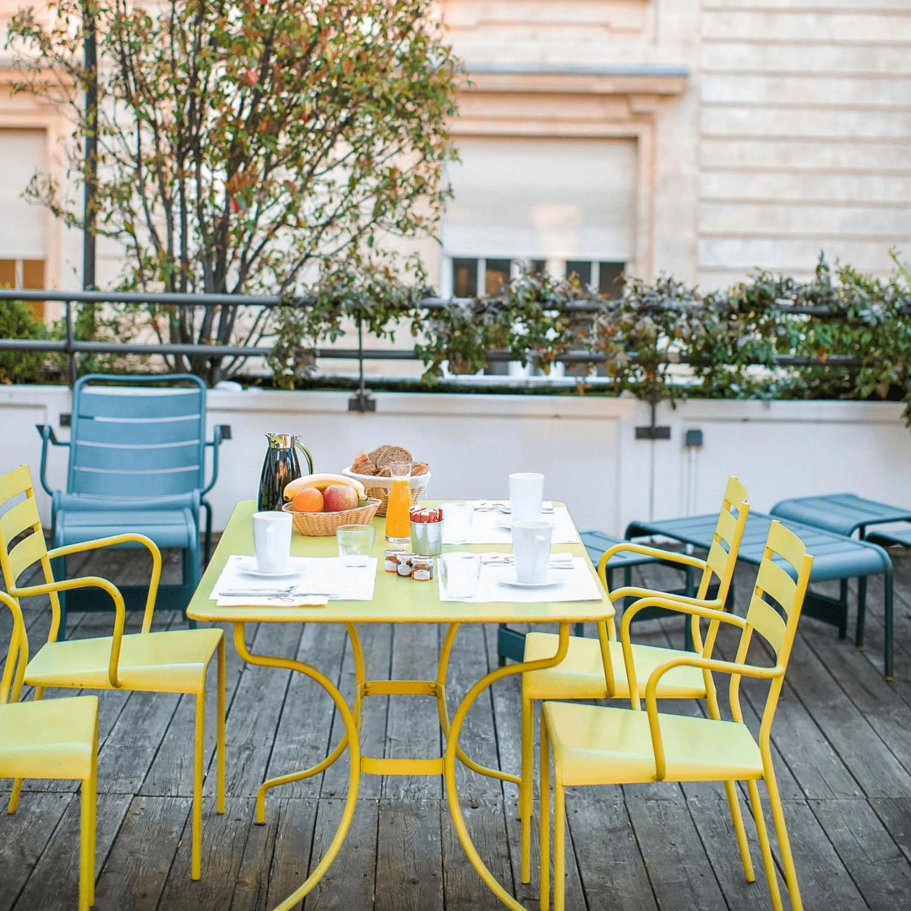 Patio in Collège Hôtel