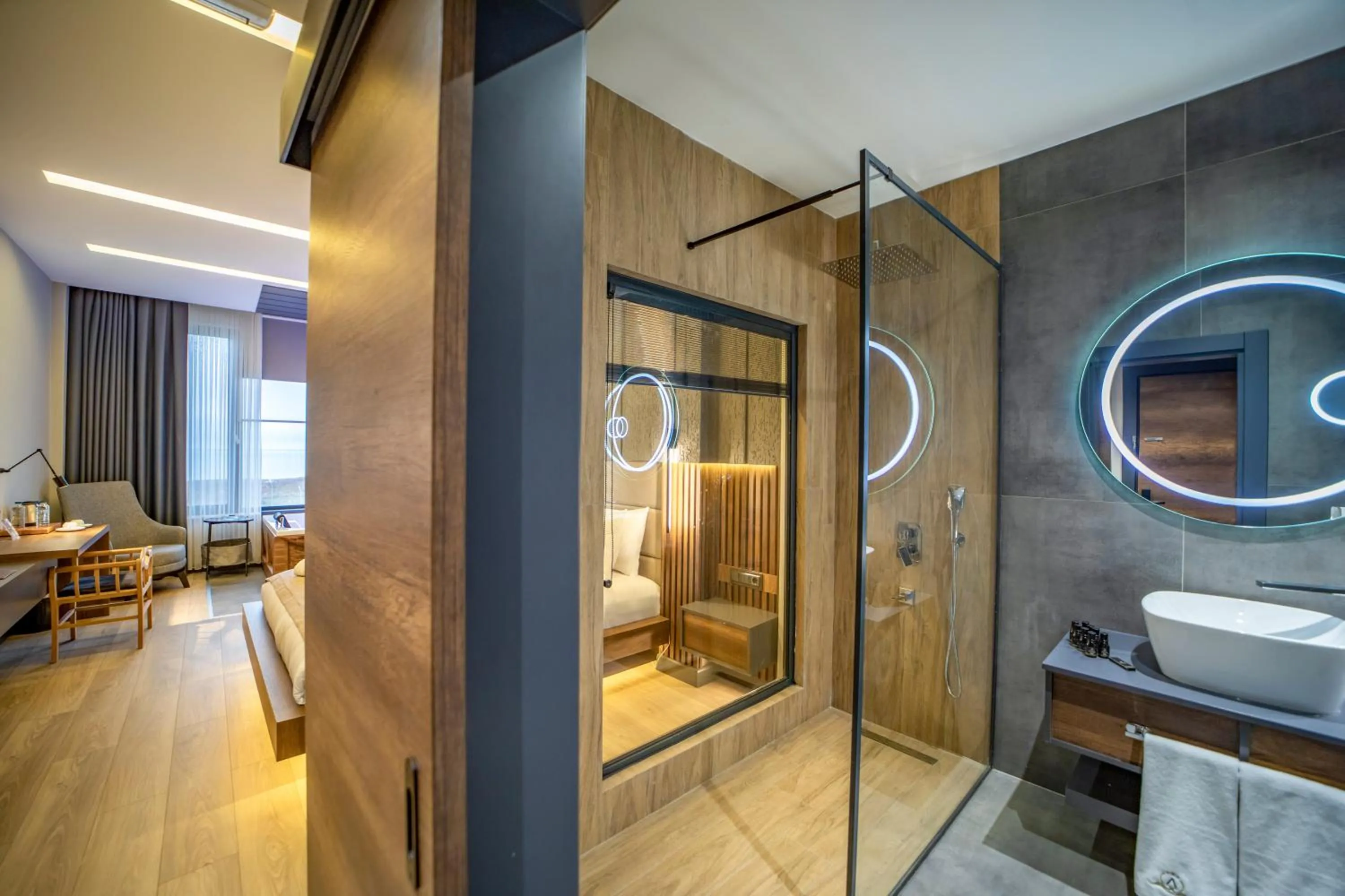 Bathroom, Bed in Aksular Hotel