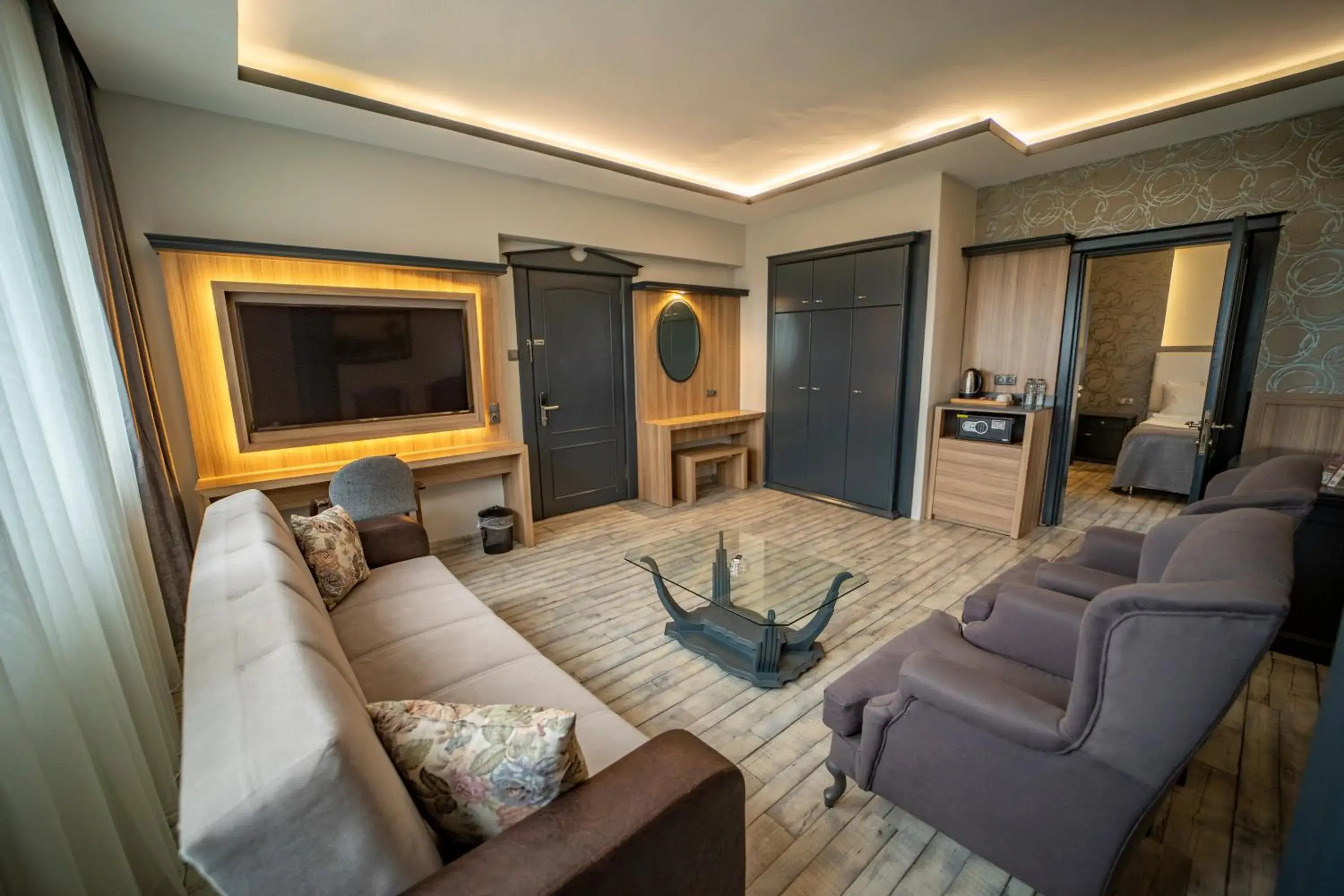 Deluxe Suite in Aksular Hotel Deluxe Suite in Aksular Hotel