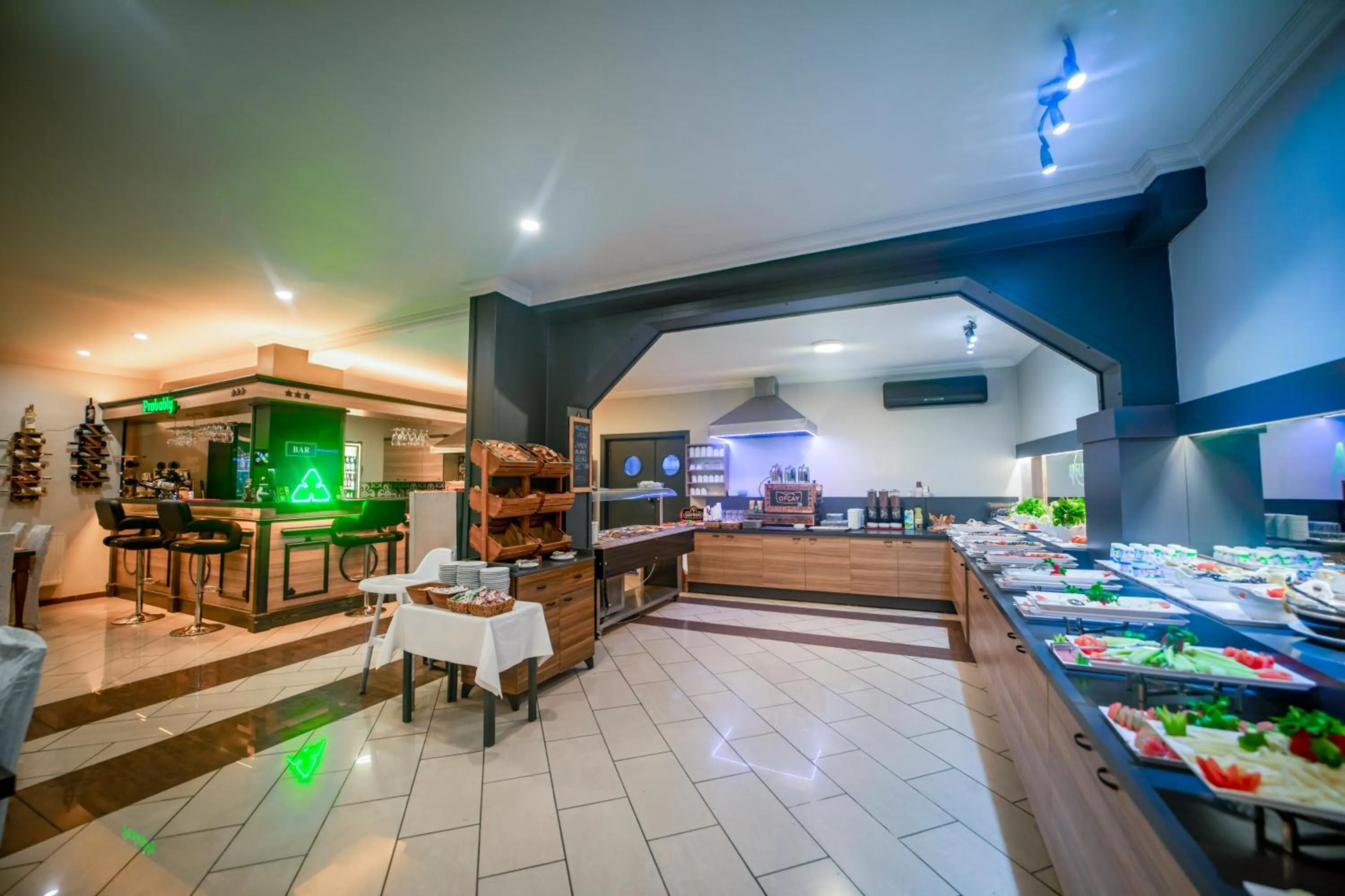 Food and drinks in Aksular Hotel