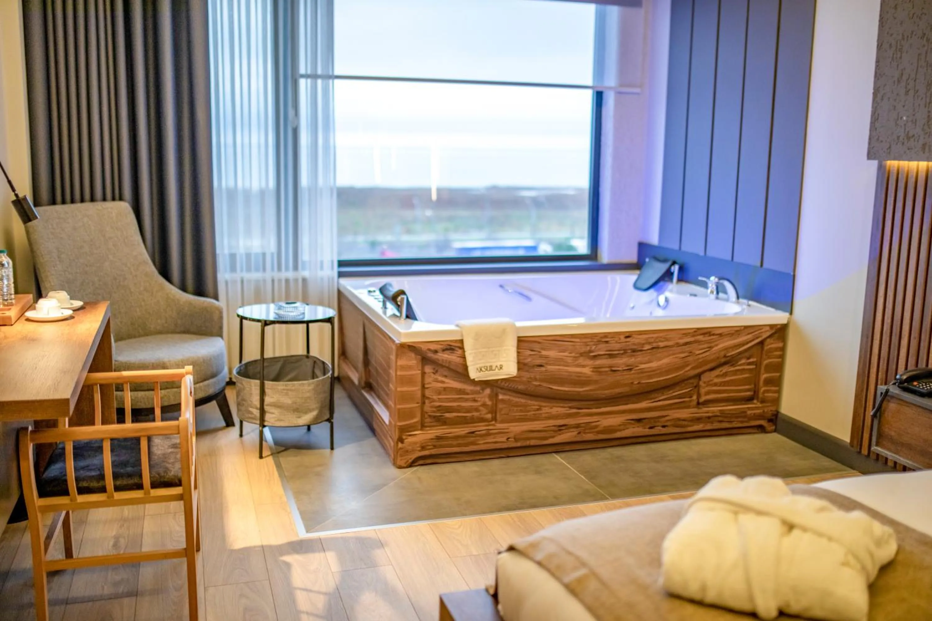 Hot Tub, Bed in Aksular Hotel