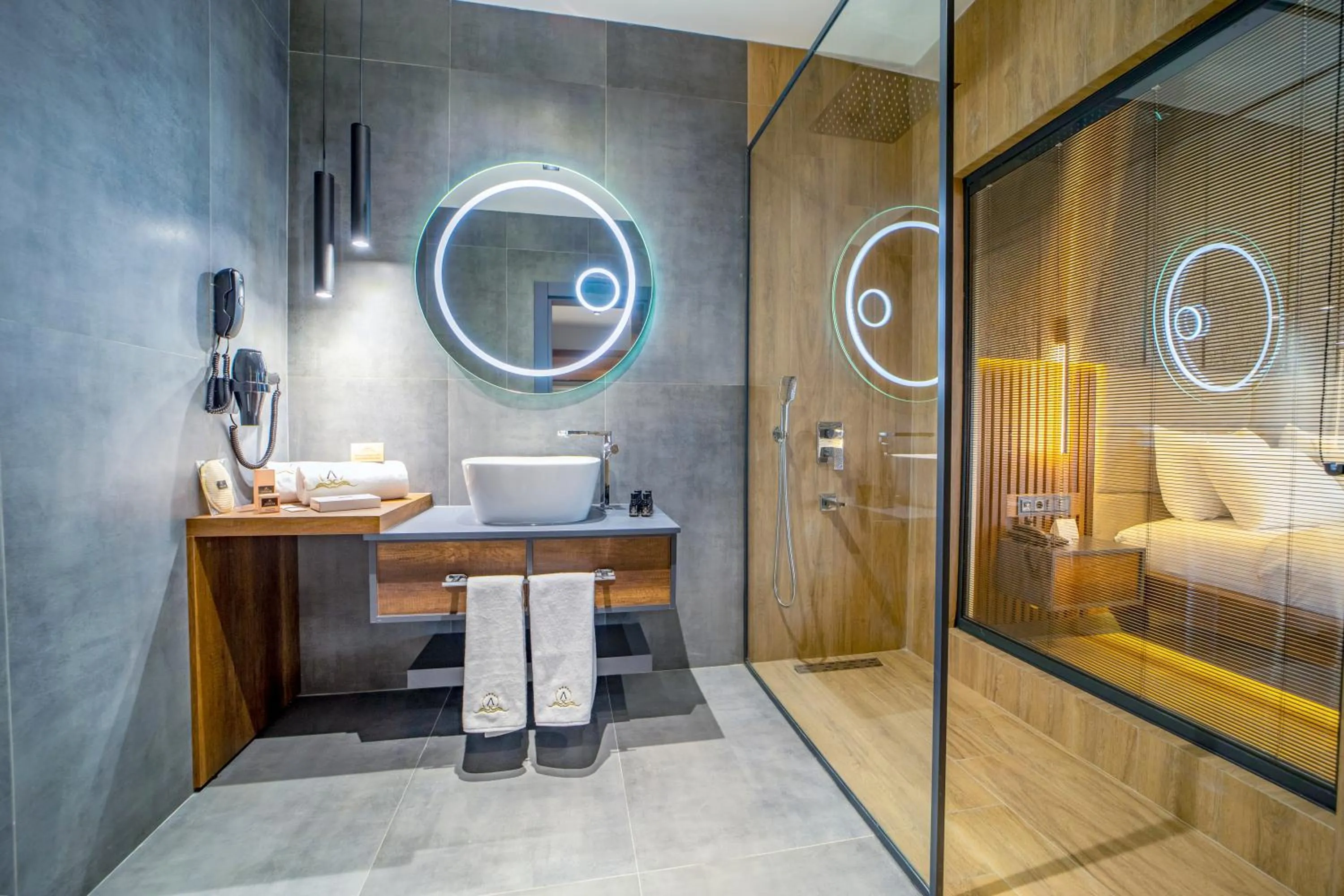 Shower, Bed in Aksular Hotel