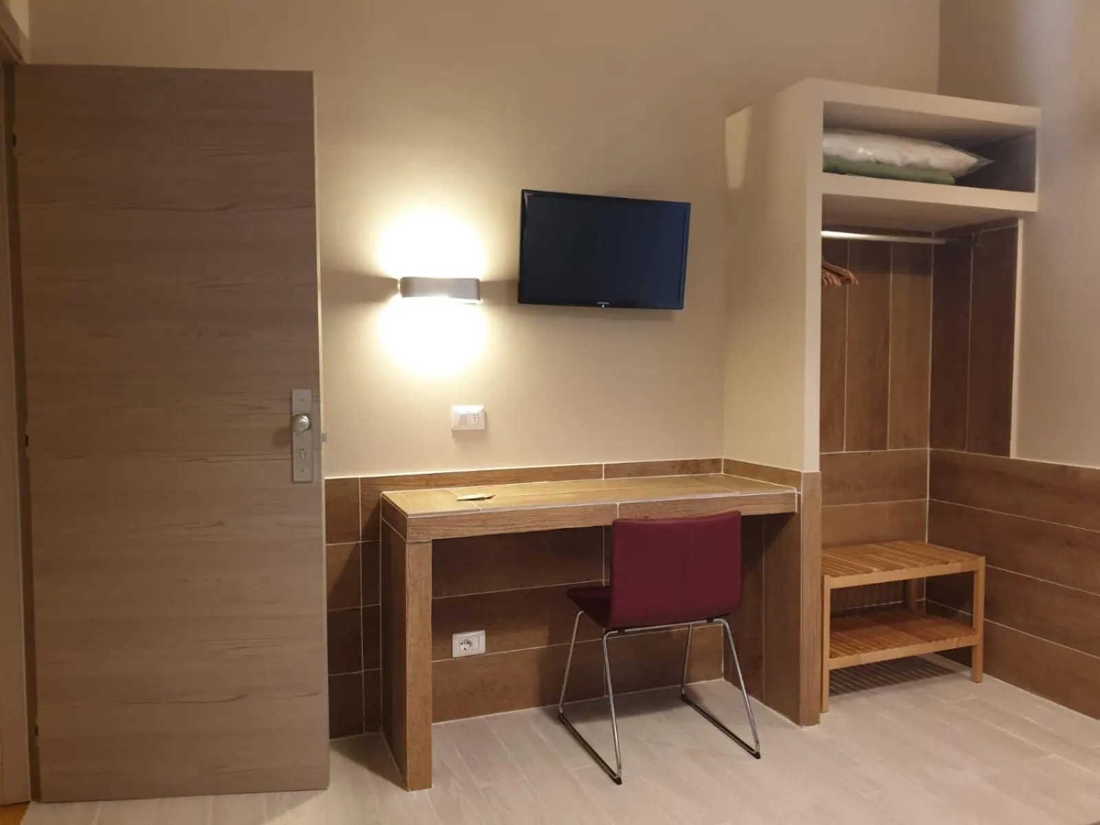 TV and multimedia in Hotel Il Roscio