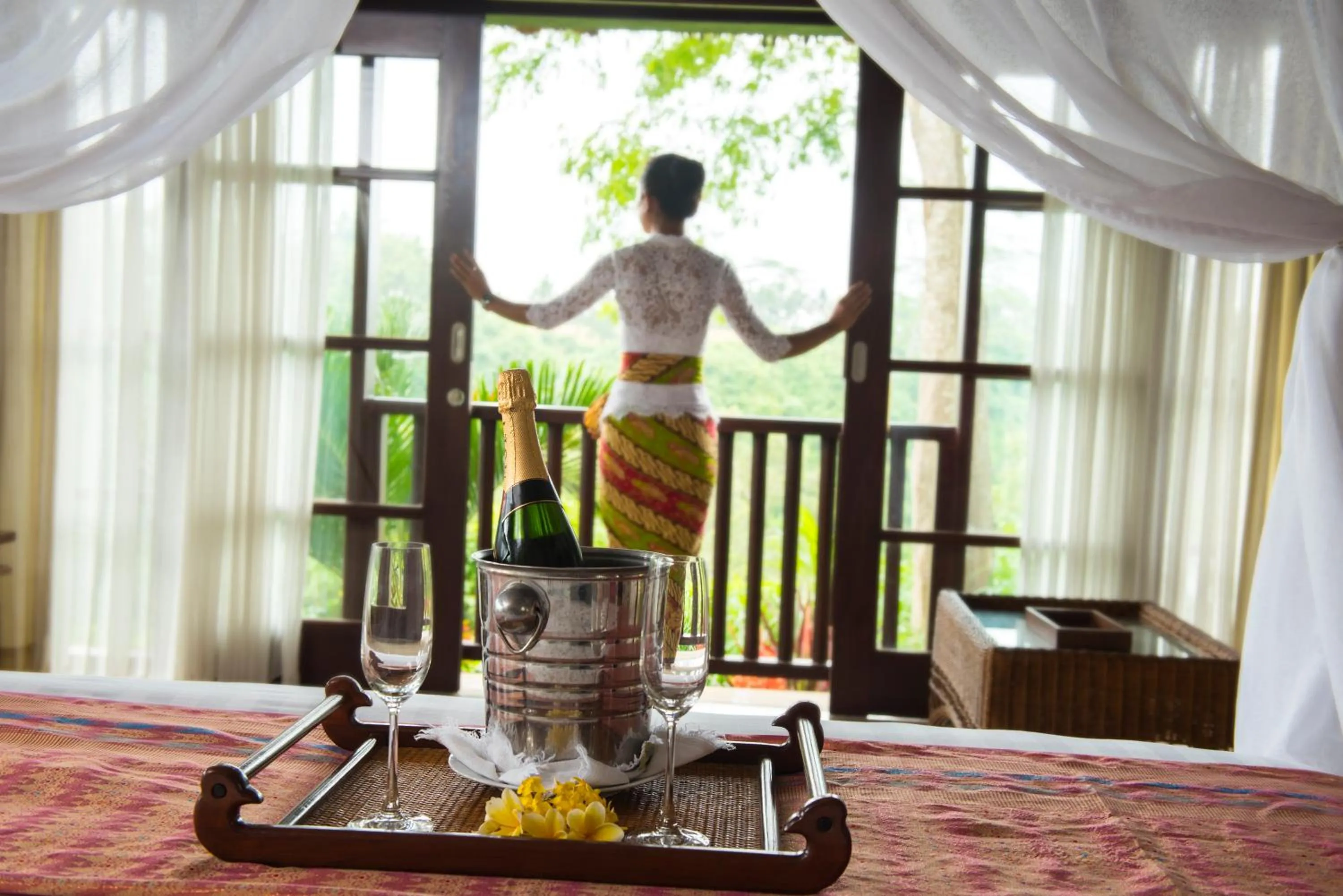 room service in Amori Villas