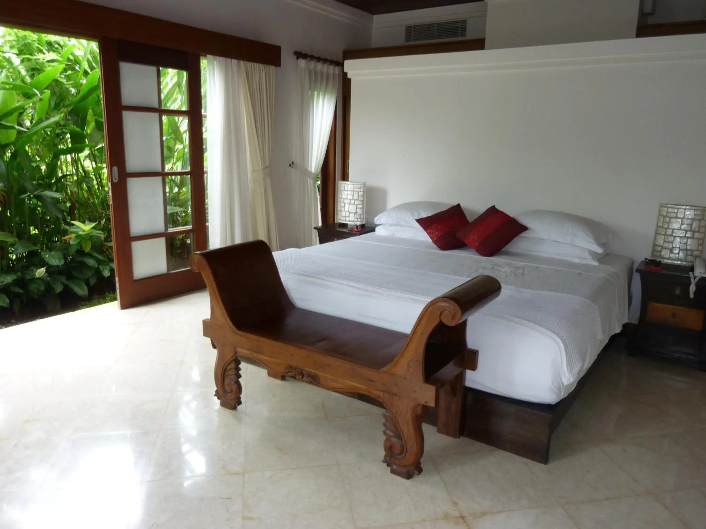 Bedroom, Bed in Amori Villa Hotel