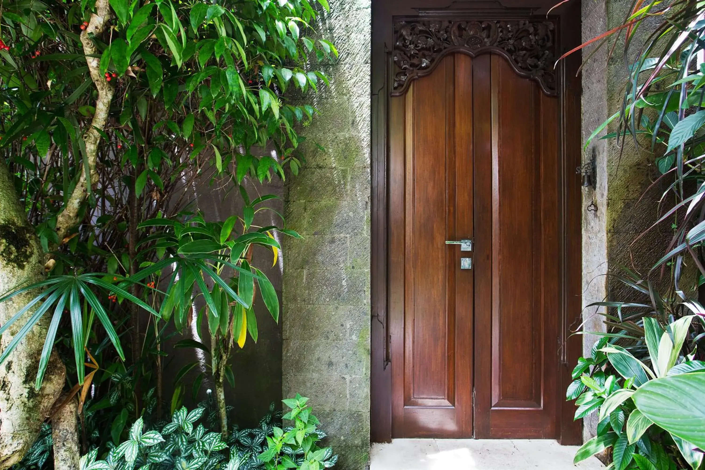 Garden in Amori Villa Hotel