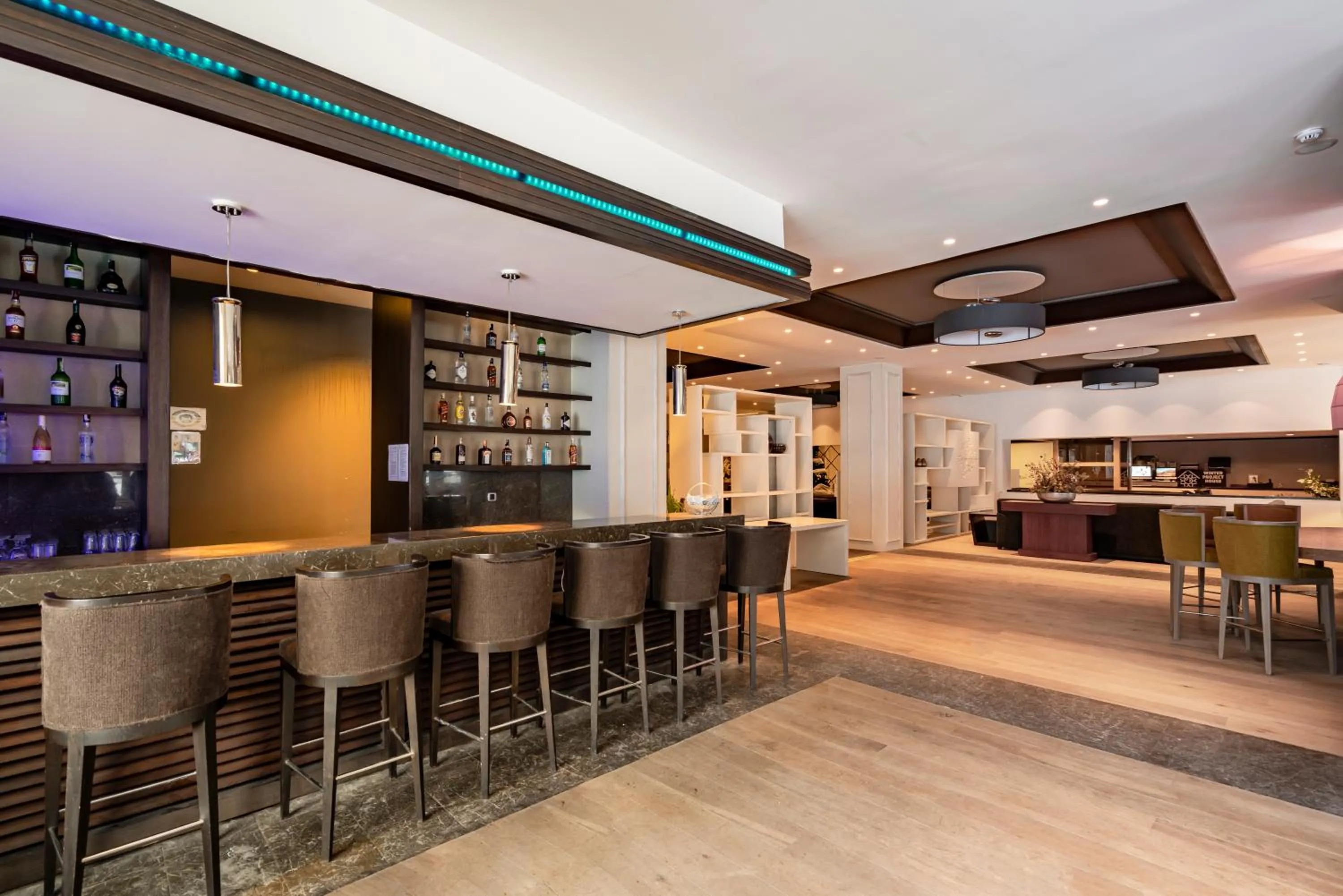 Lounge or bar in Jura Hotels Kervansaray Uludag
