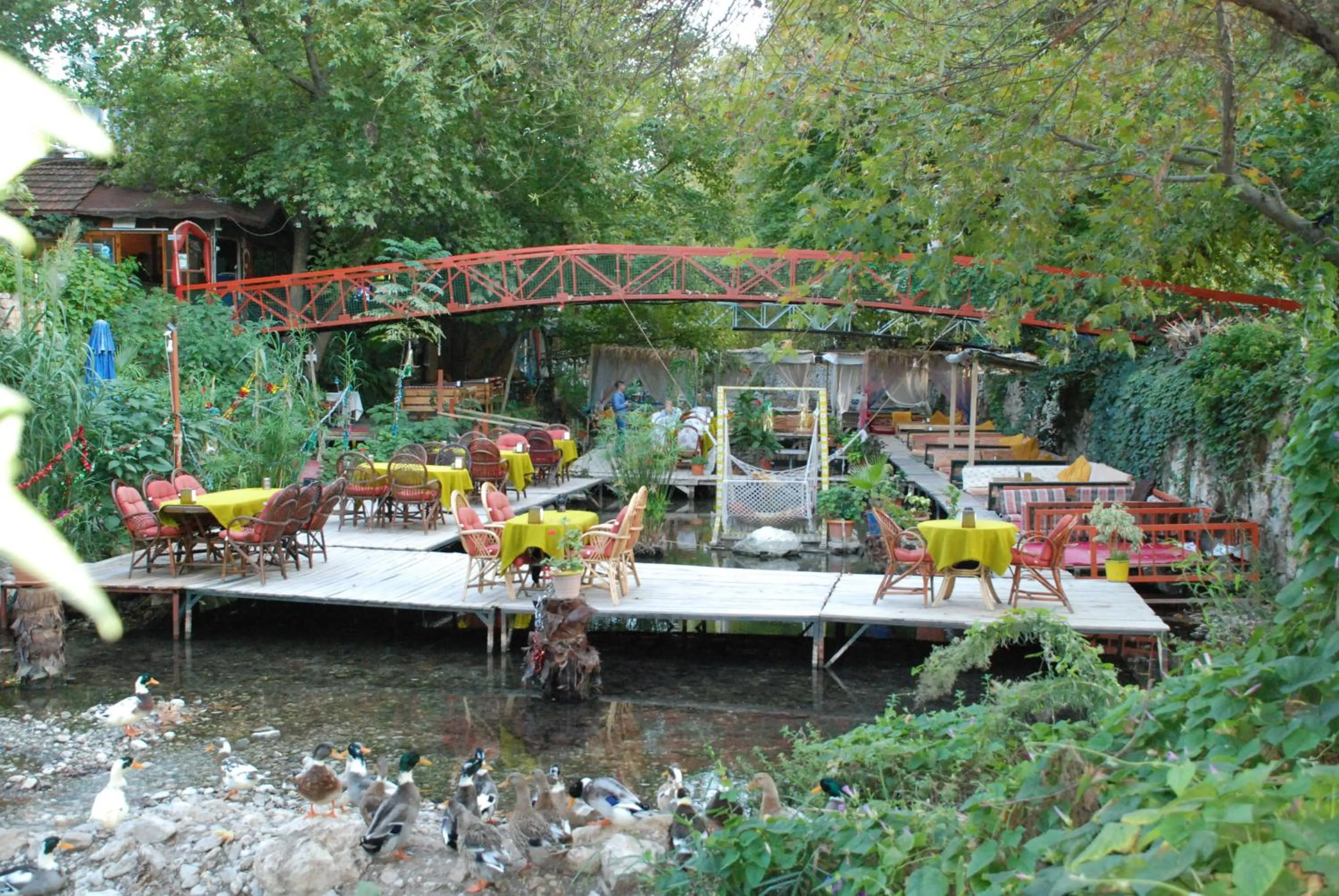 Restaurant/places to eat in Arikanda River Garden Hotel