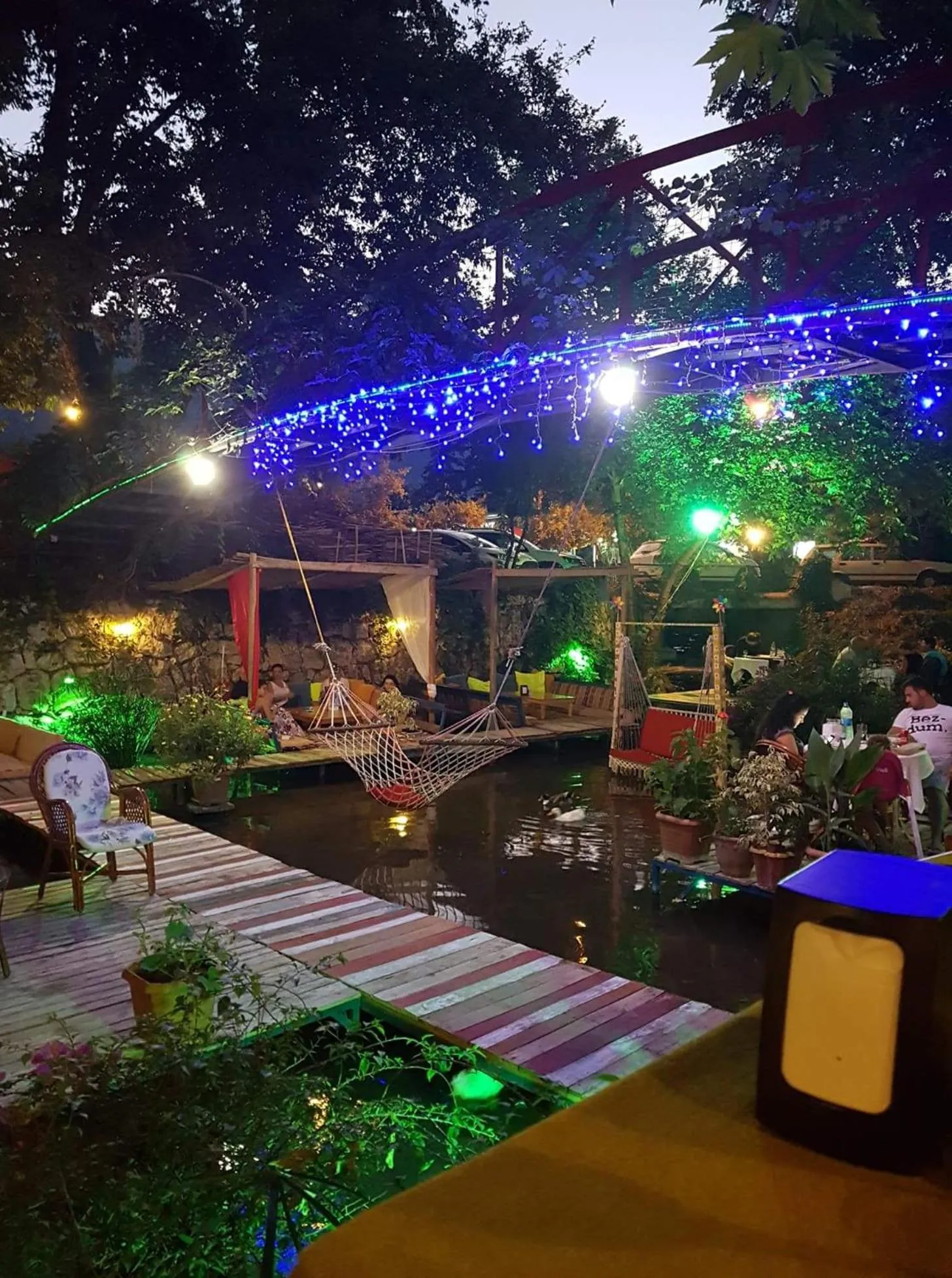 Restaurant/places to eat in Arikanda River Garden Hotel