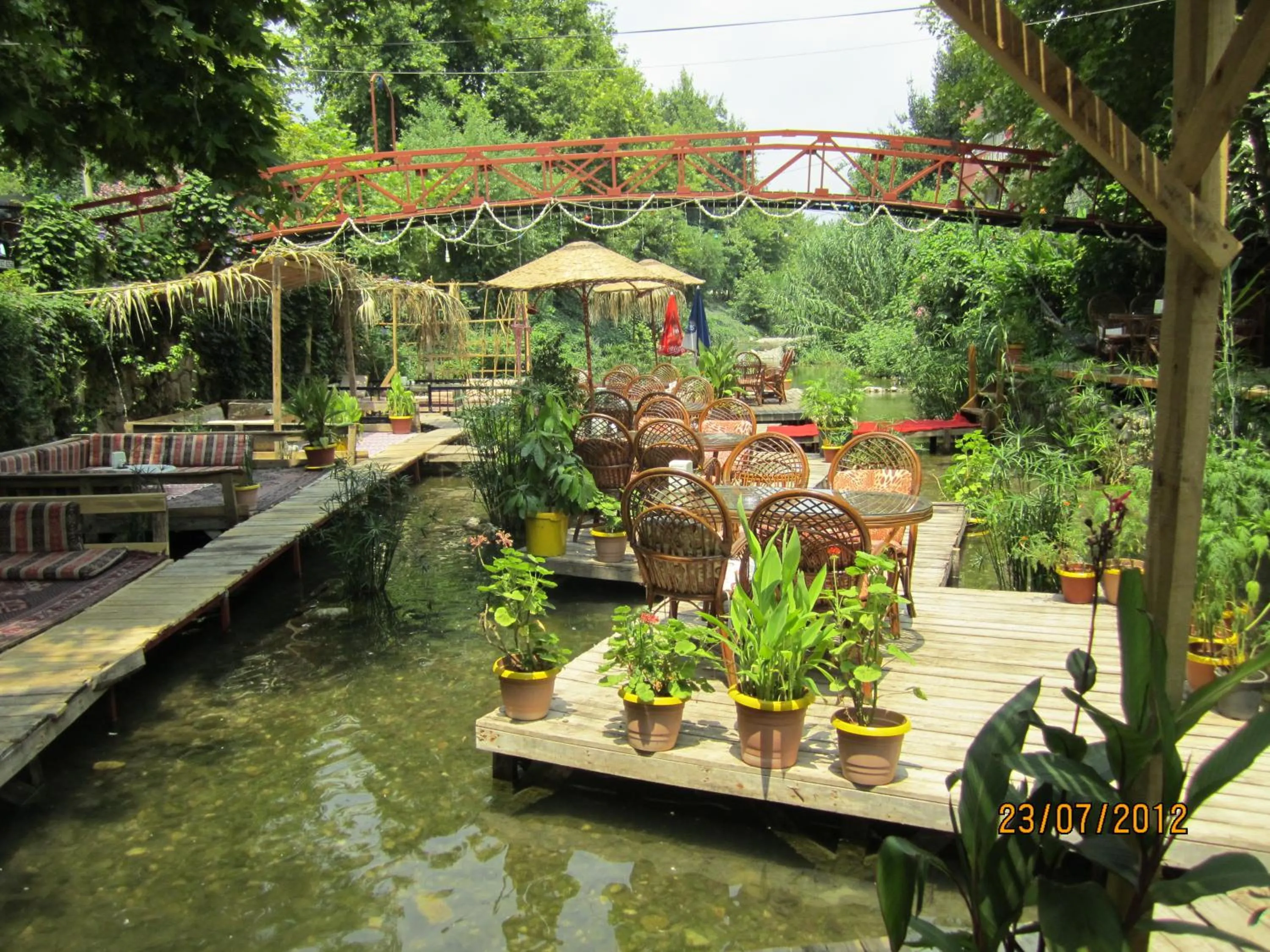 Restaurant/places to eat in Arikanda River Garden Hotel