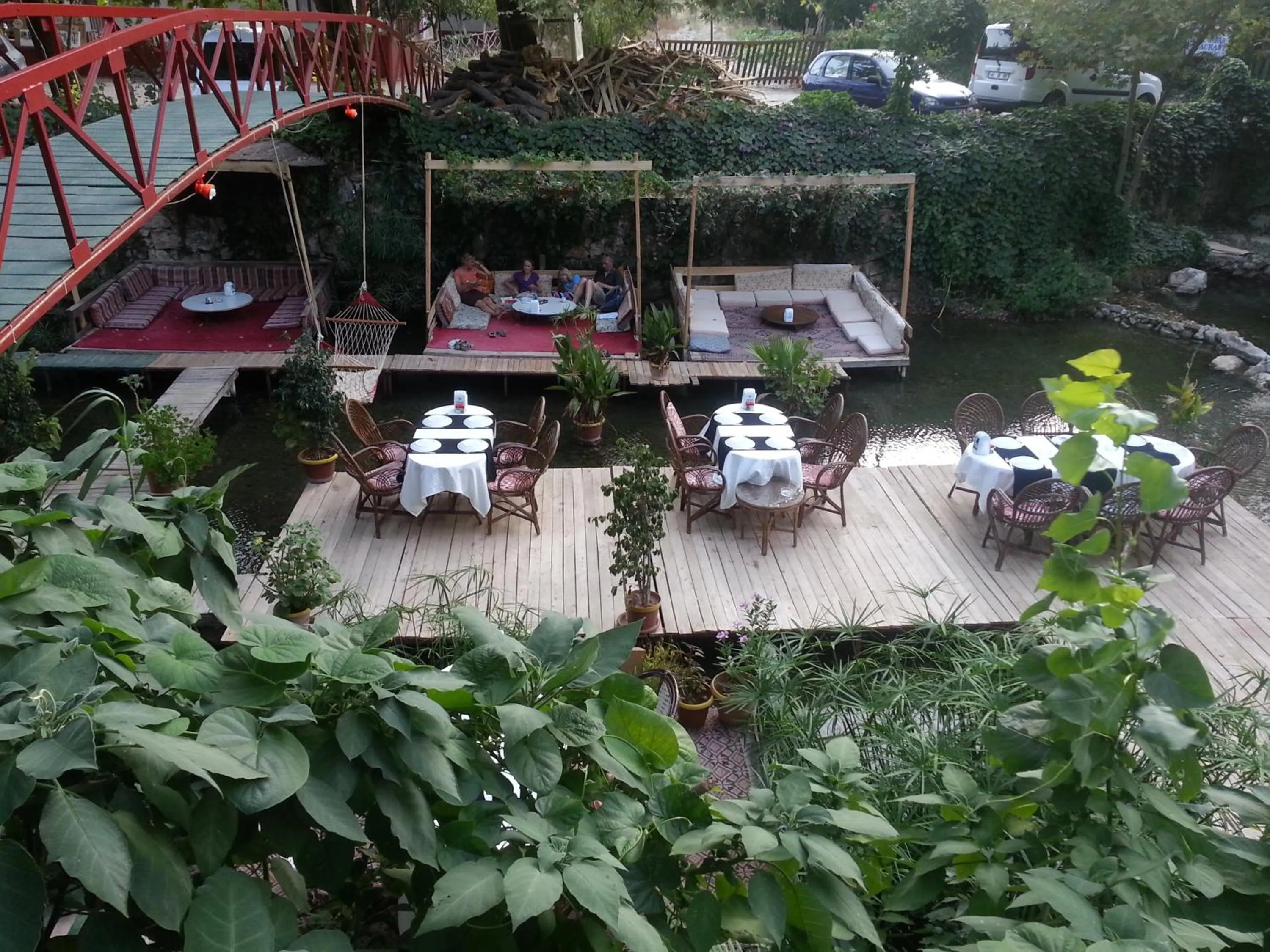 Restaurant/places to eat in Arikanda River Garden Hotel