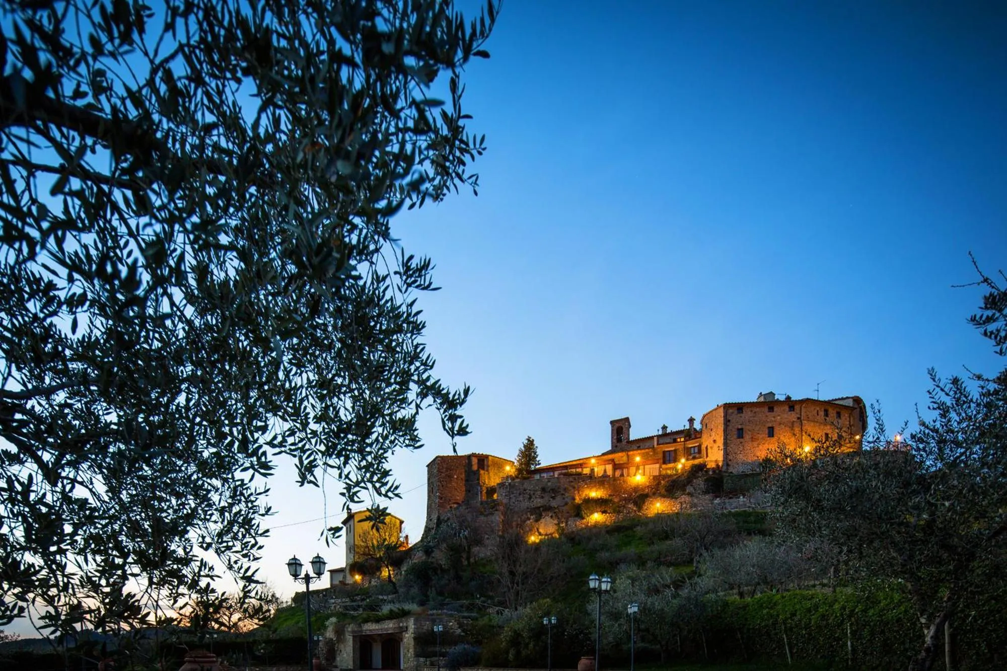Facade/entrance in Aethos Saragano
