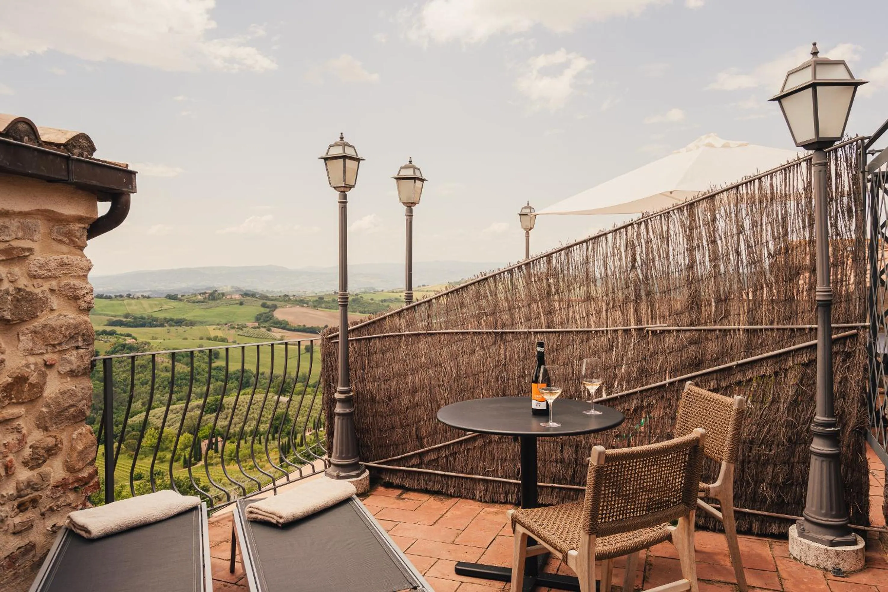 Balcony/Terrace in Aethos Saragano