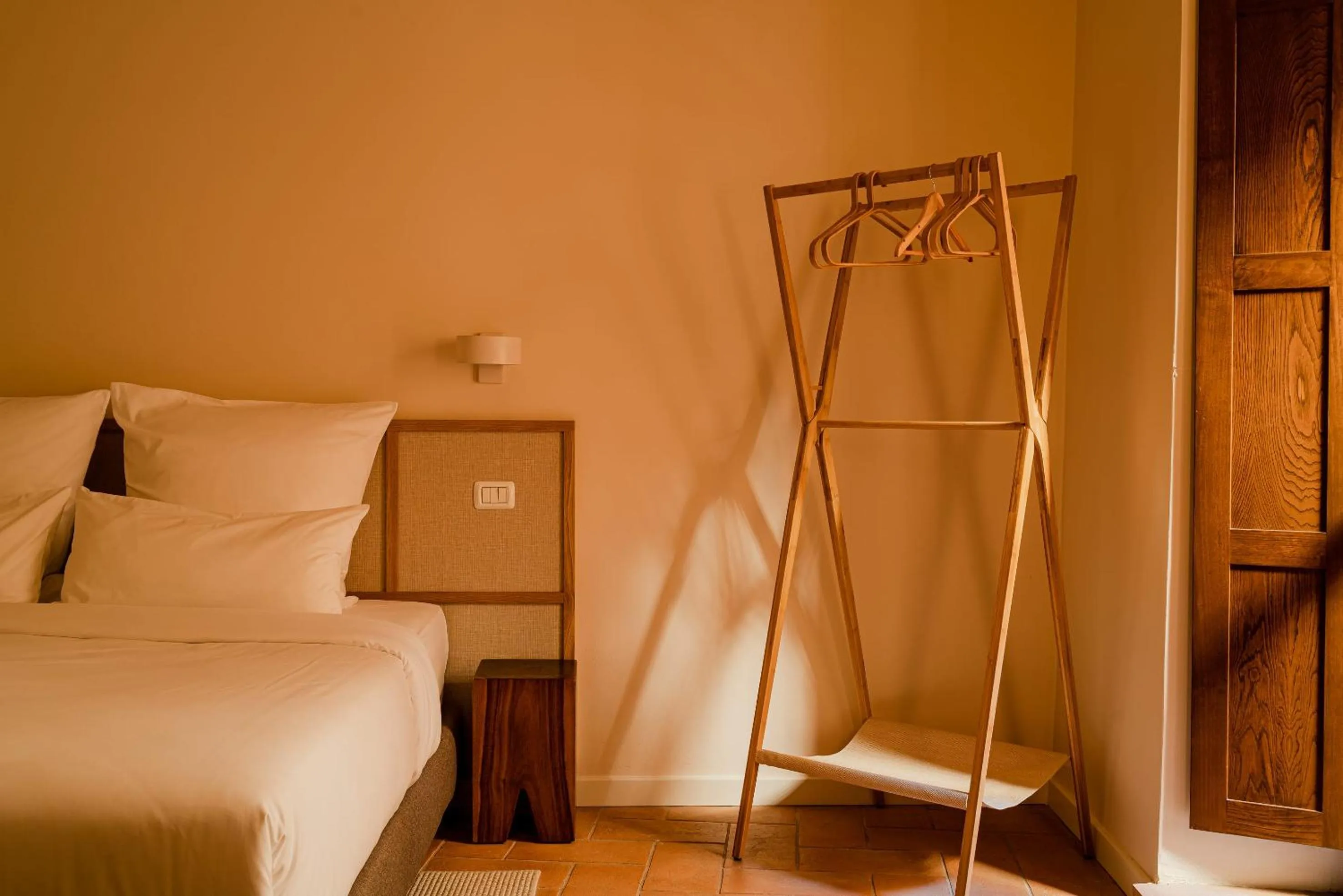 Property building, Bed in Aethos Saragano