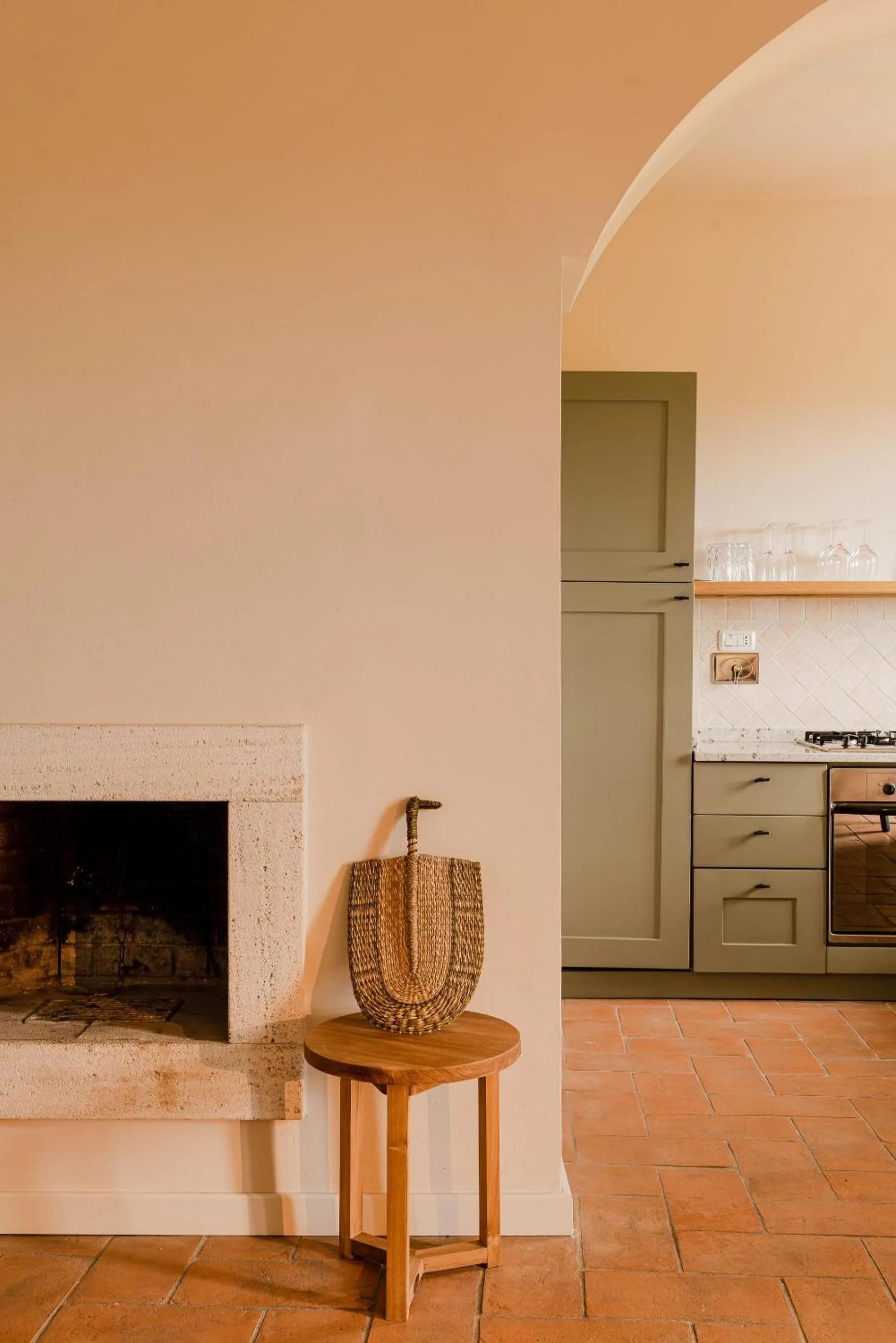 Property building in Aethos Saragano