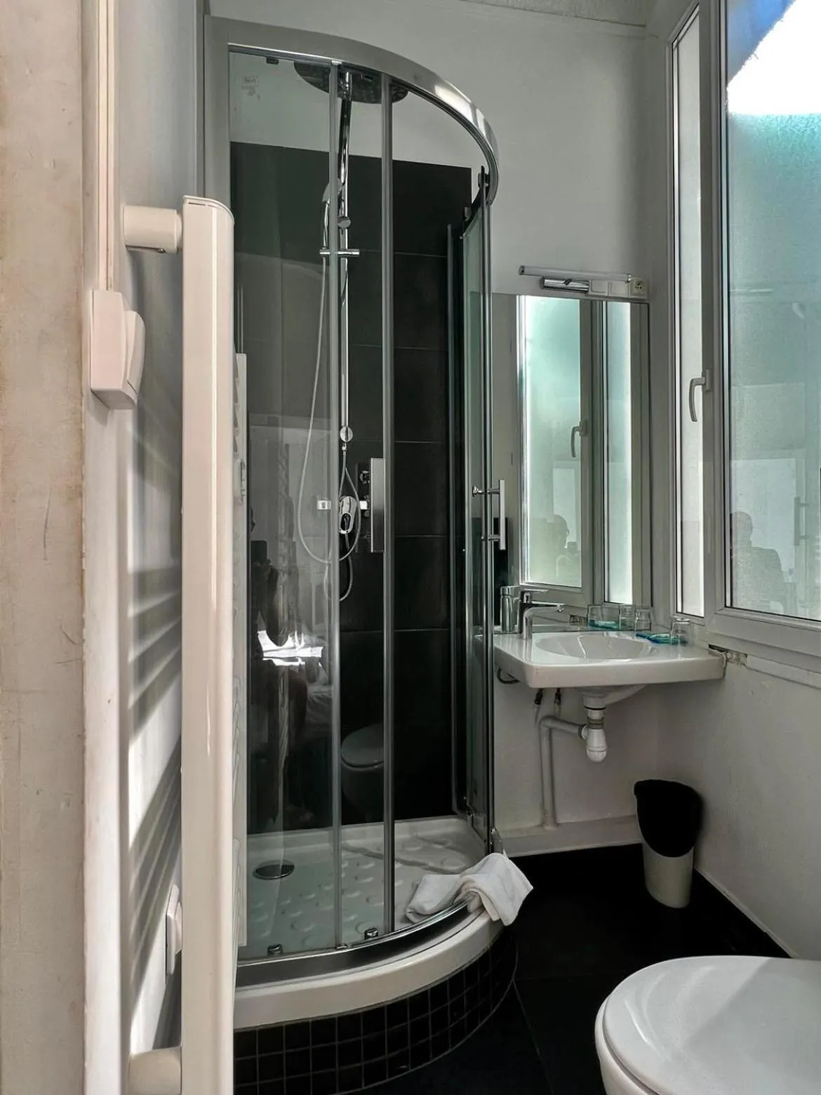 Bathroom in Chanteclair