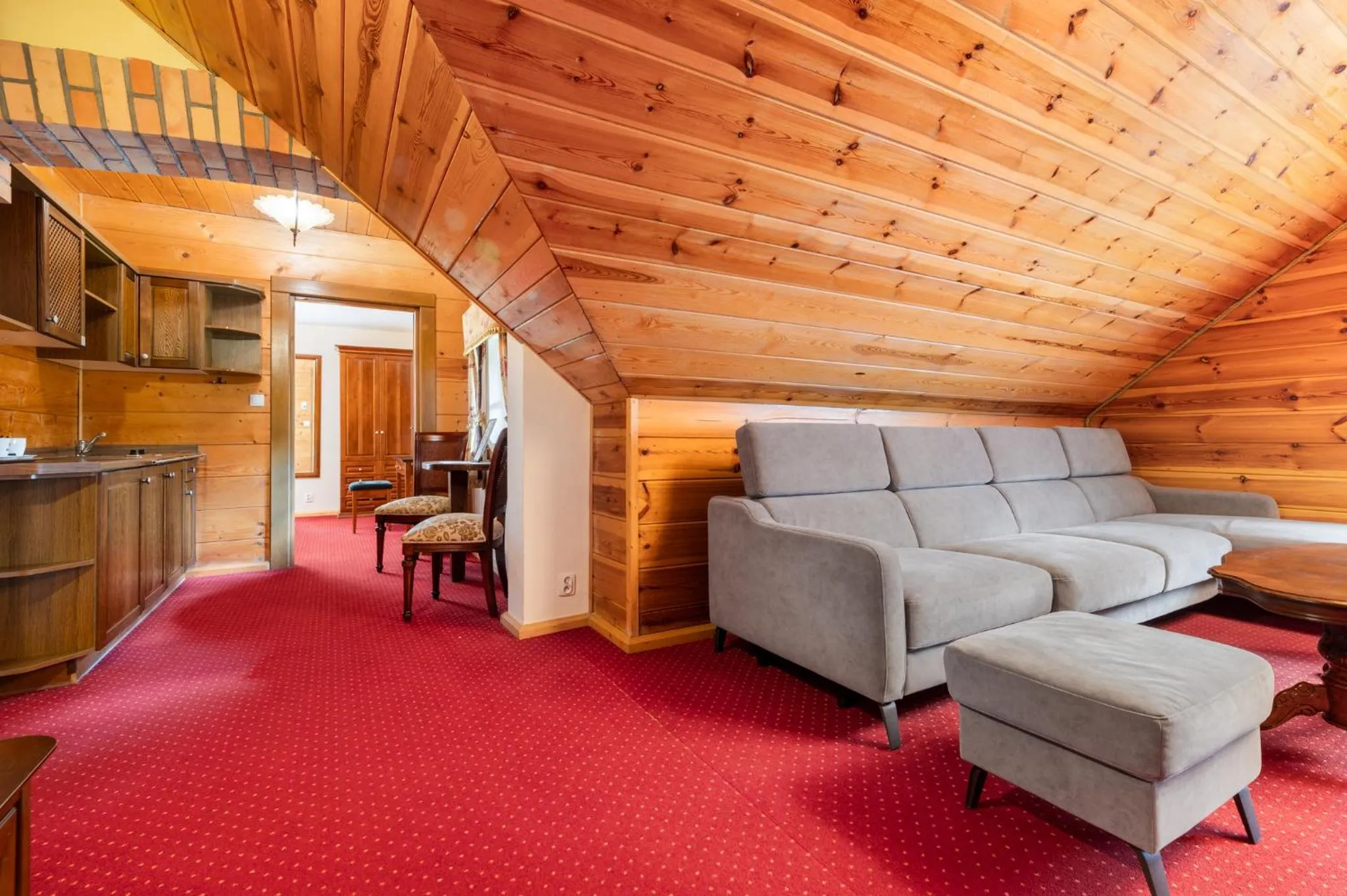 Seating area in Hotel Dworek Wapionka