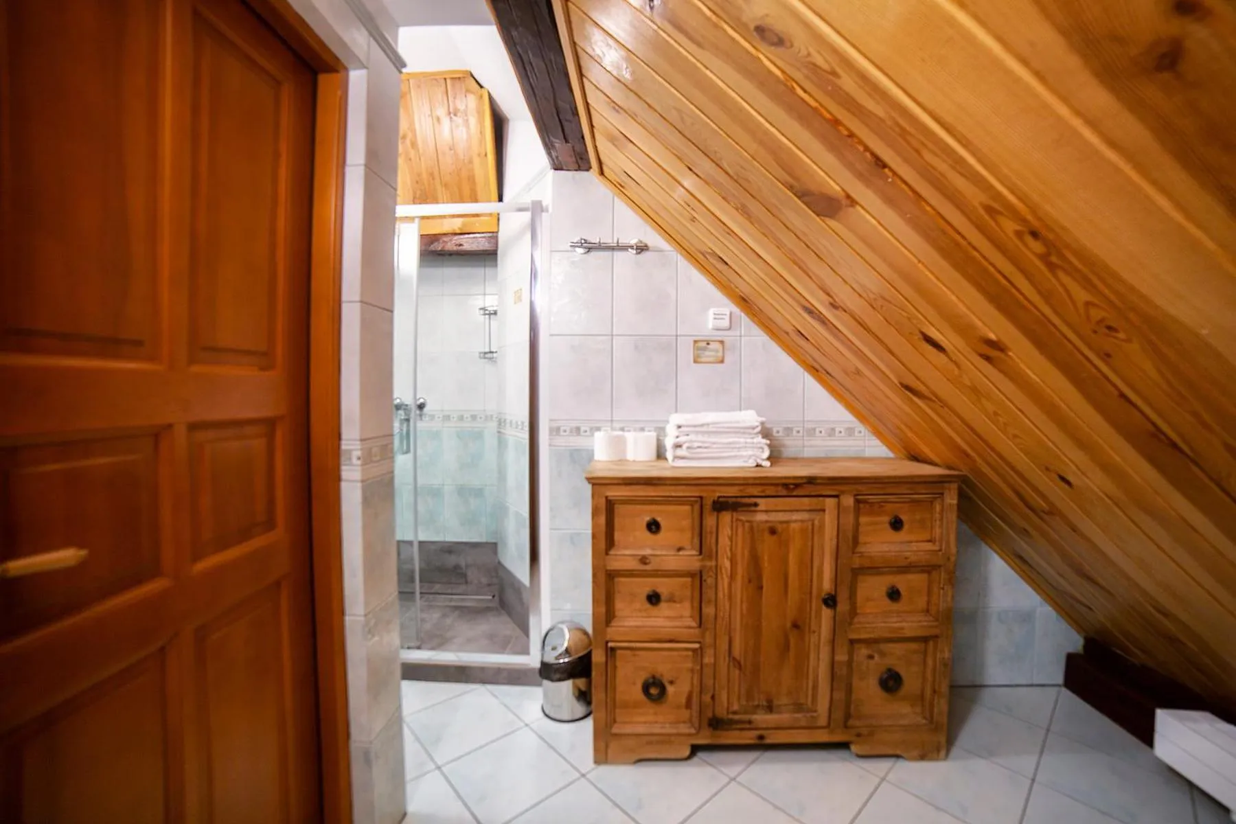 Bathroom in Hotel Dworek Wapionka