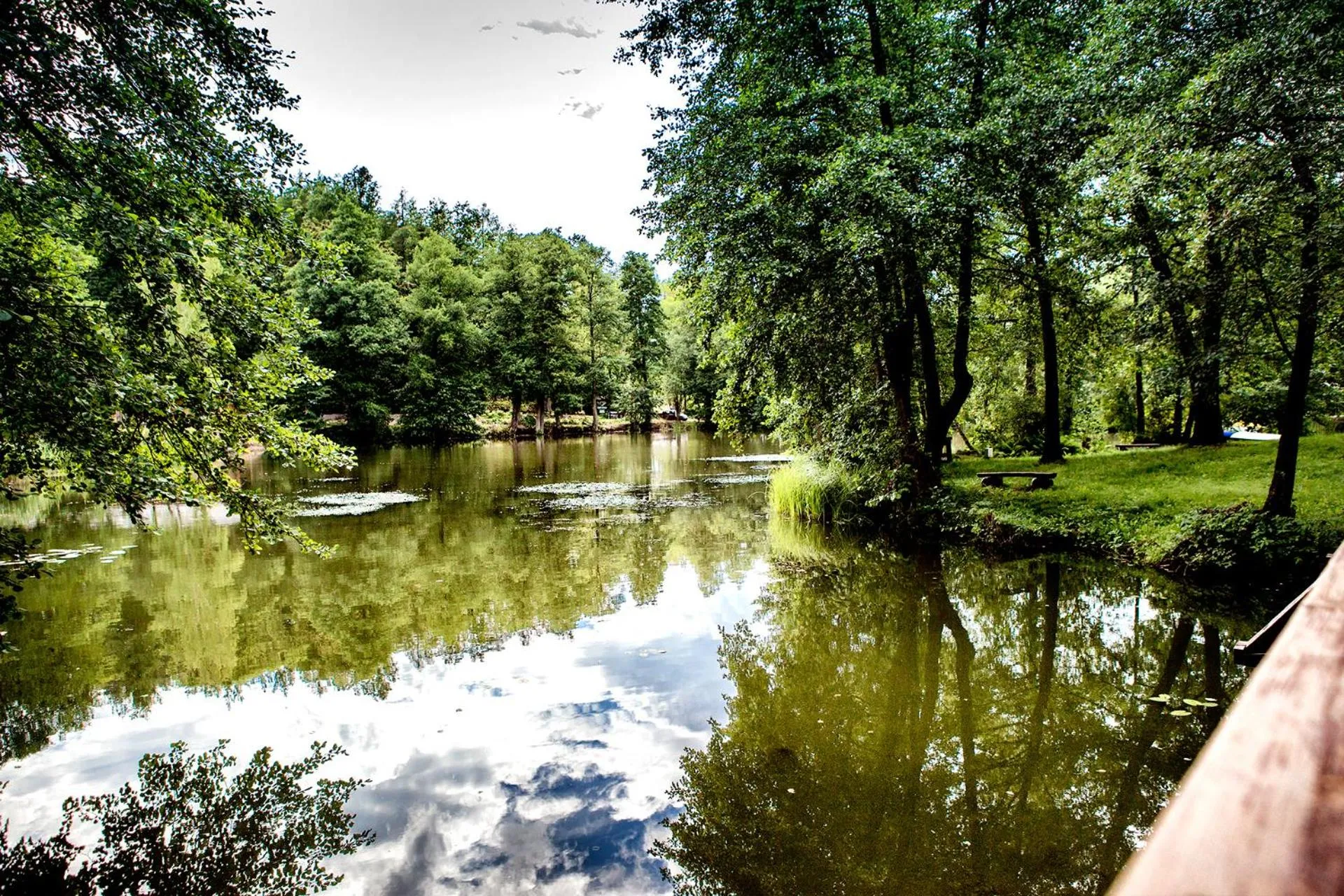 Lake view in Hotel Dworek Wapionka