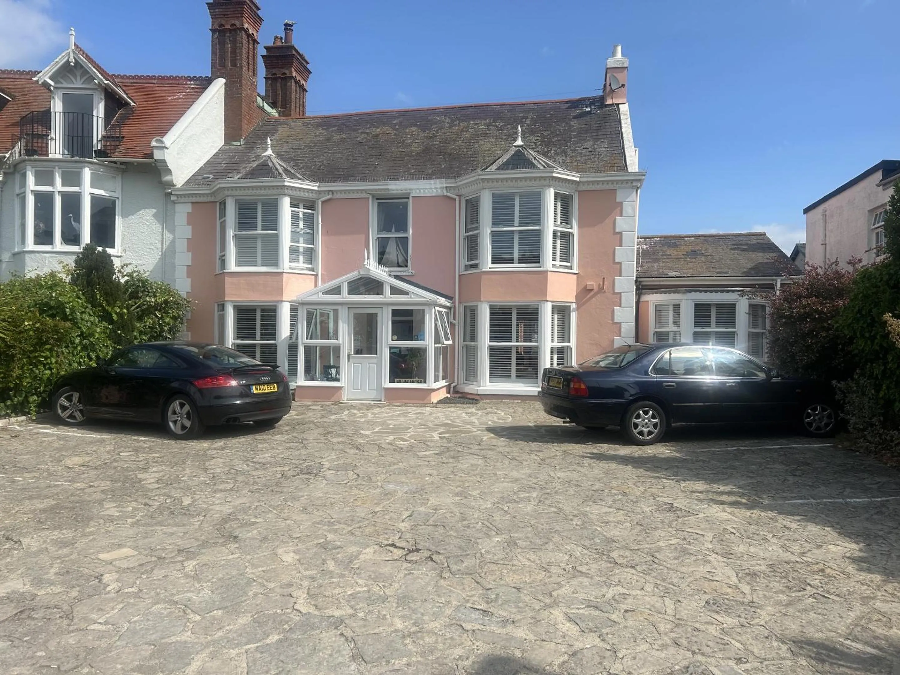 Double Room with Private Bathroom in Potters Mooring Guest House