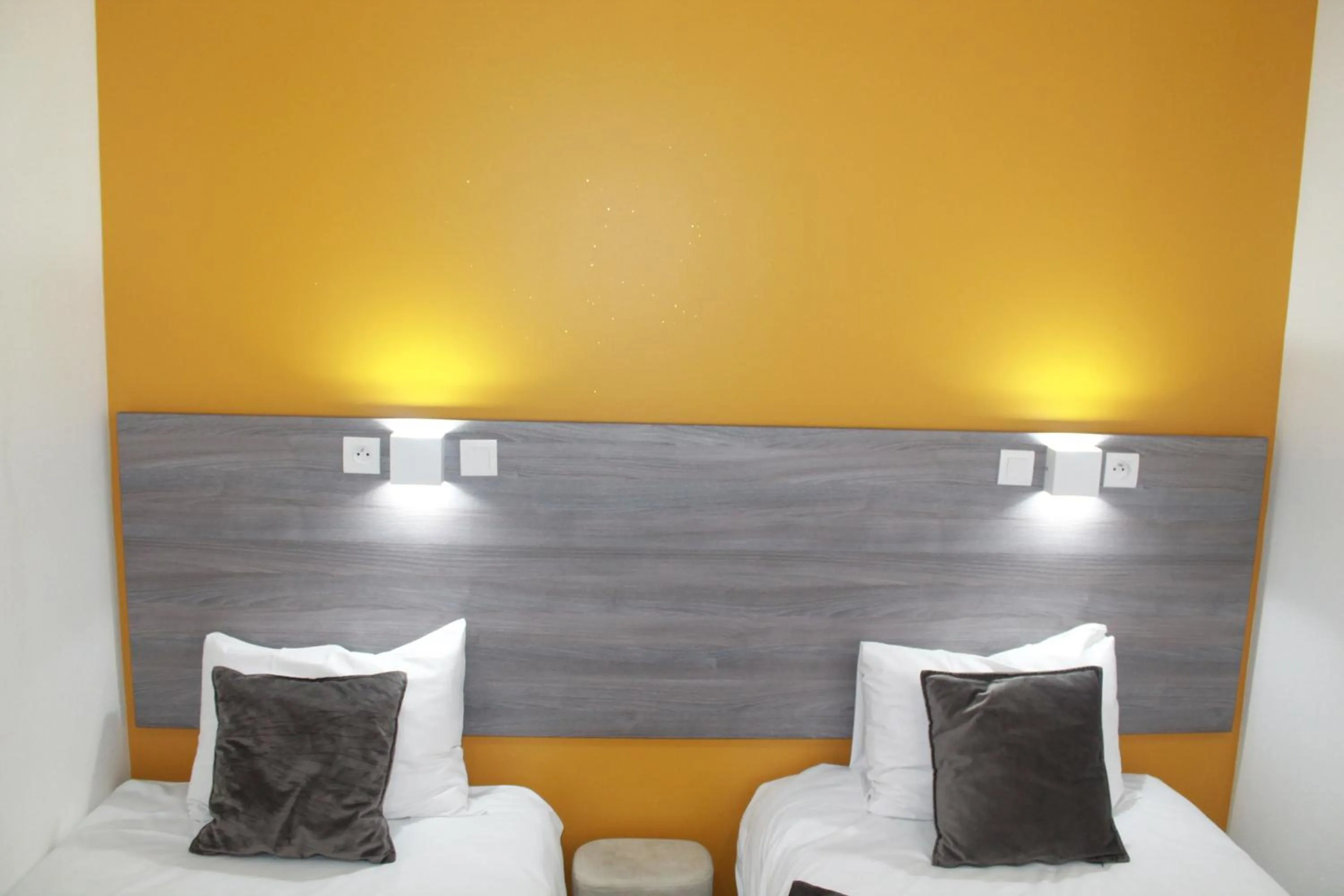 Bed in FASTHOTEL A Dijon