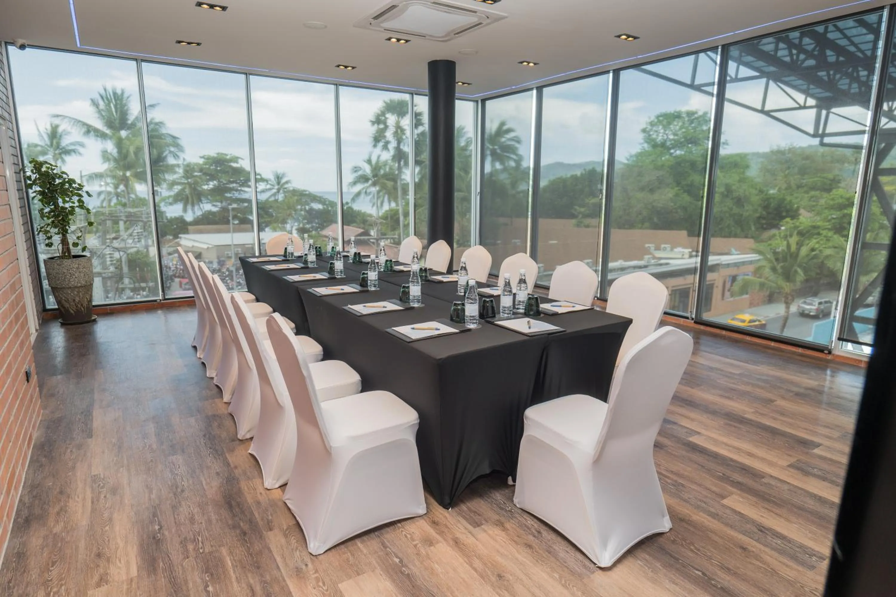 Meeting/conference room in Hotel Clover Patong Phuket - SHA Plus
