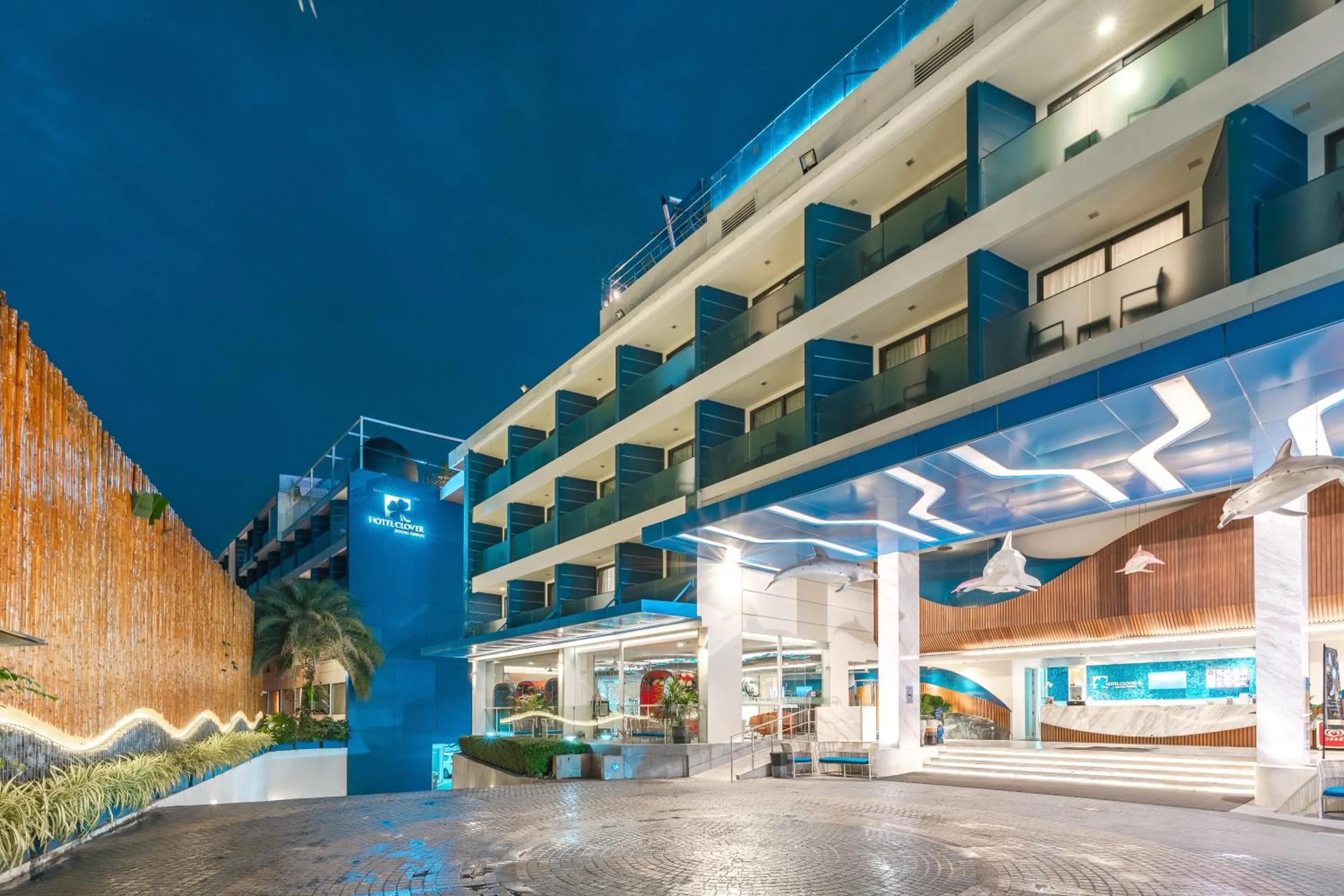 Lobby or reception in Hotel Clover Patong Phuket - SHA Plus