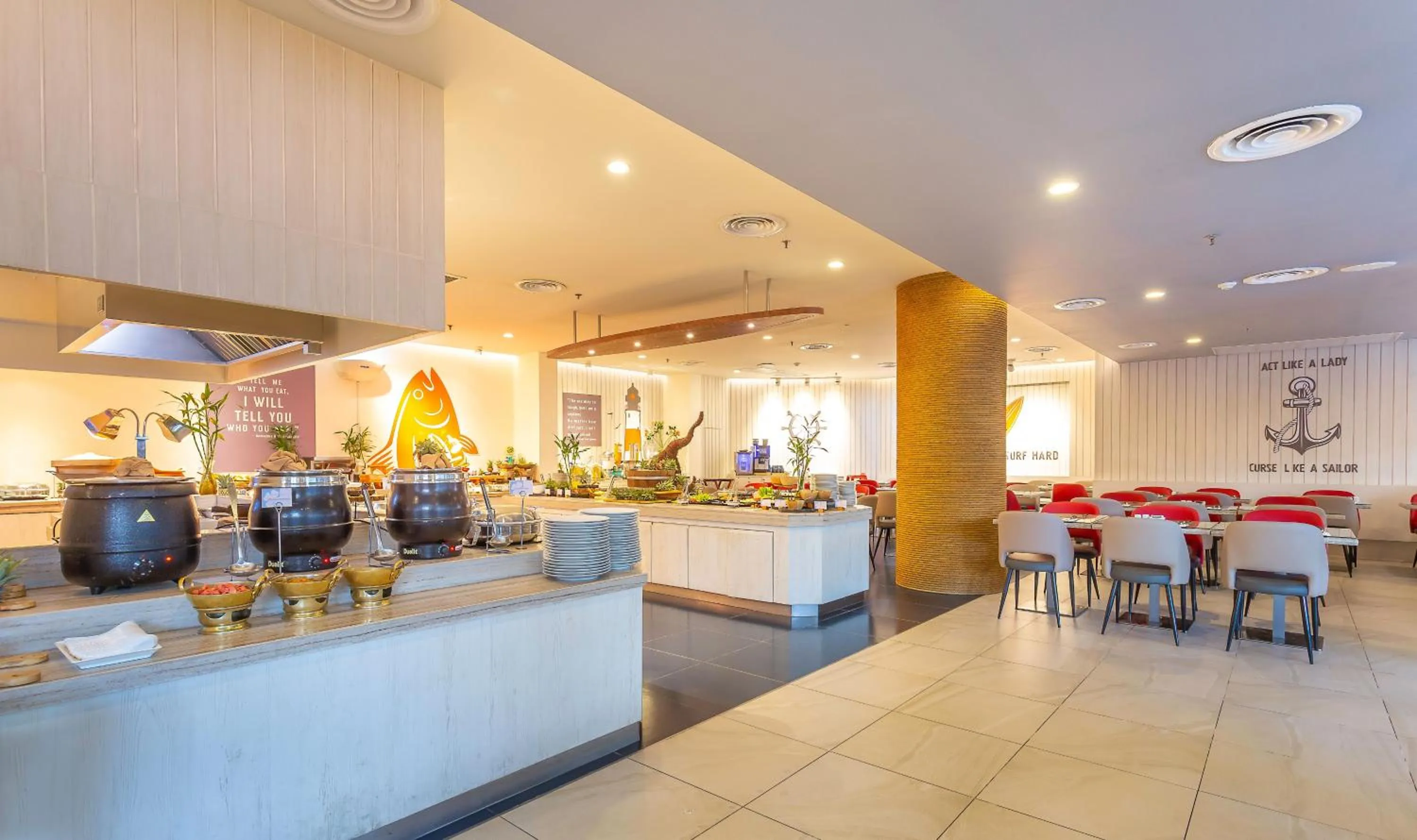 Restaurant/places to eat in Hotel Clover Patong Phuket - SHA Plus