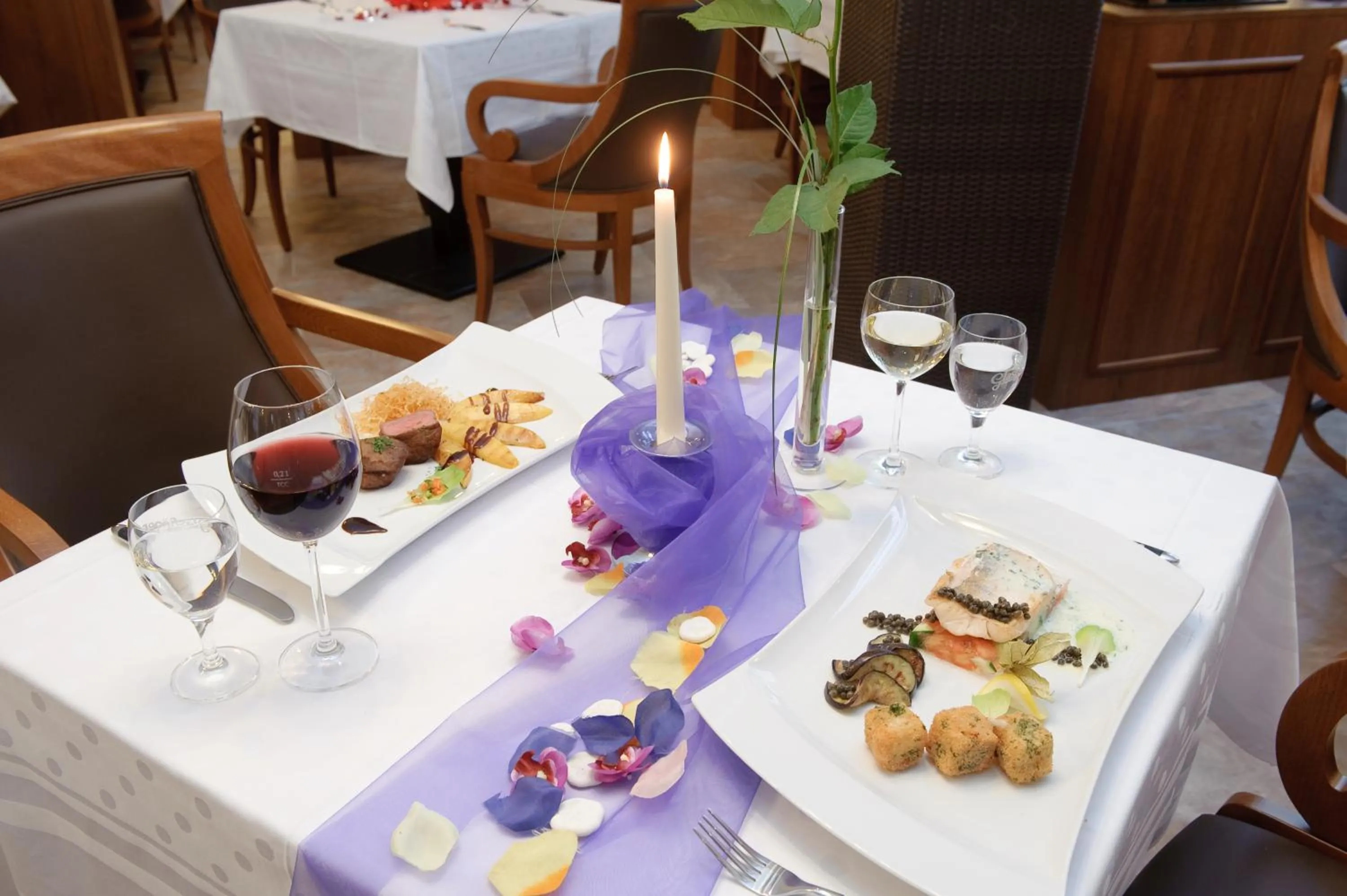 Restaurant/places to eat in Stadthotel Stern