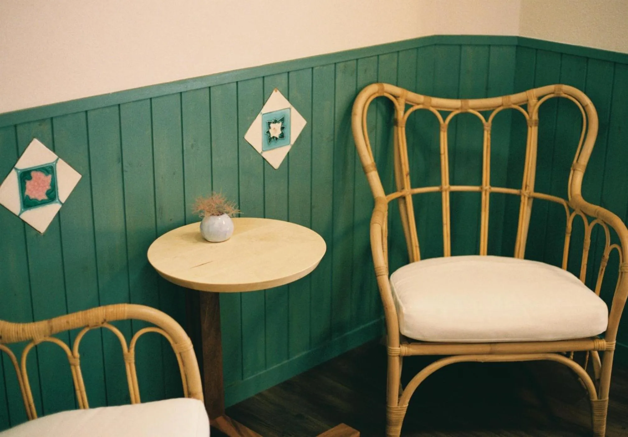 Seating area in HoNoDo COBO