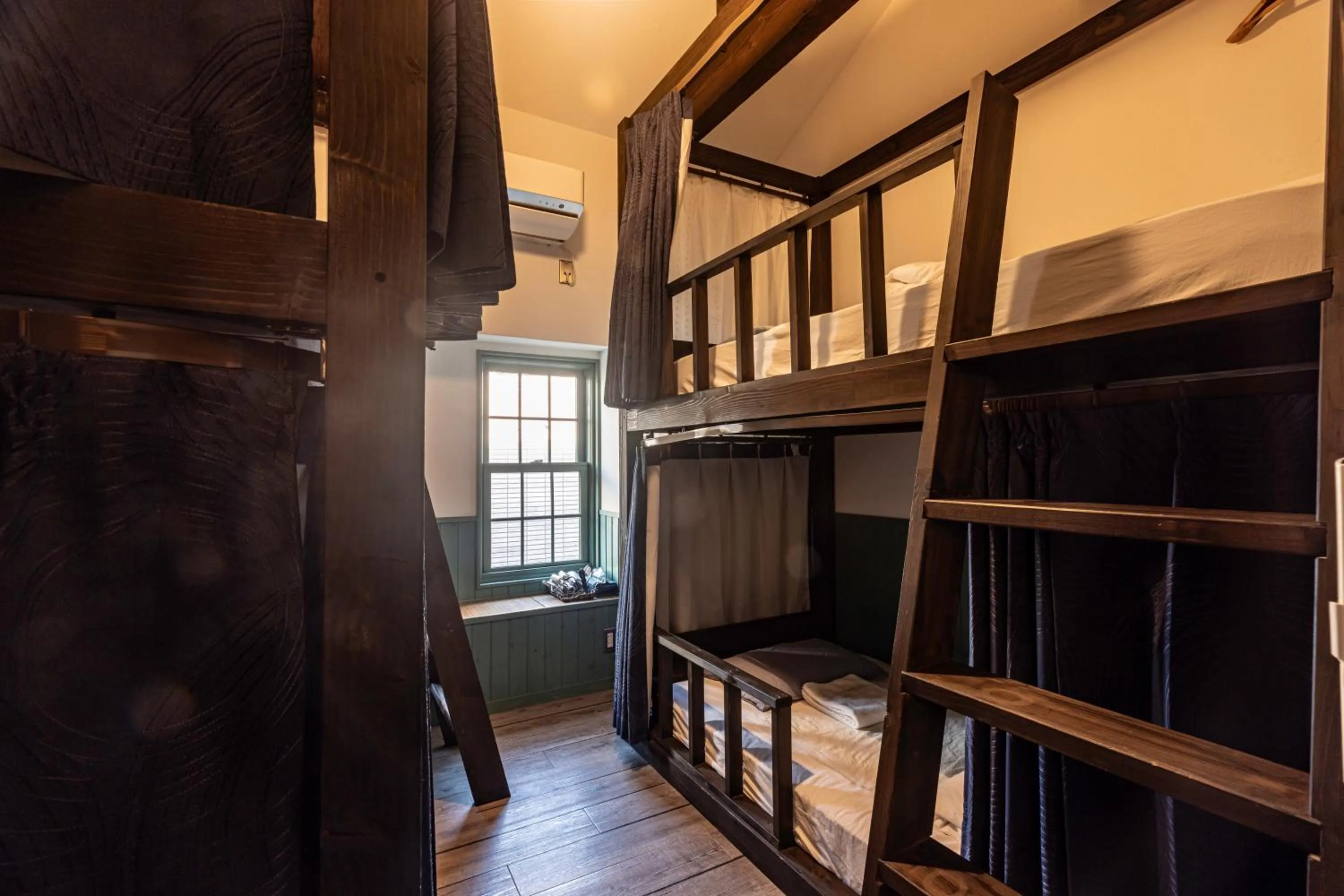 Bedroom, Bed in HoNoDo COBO