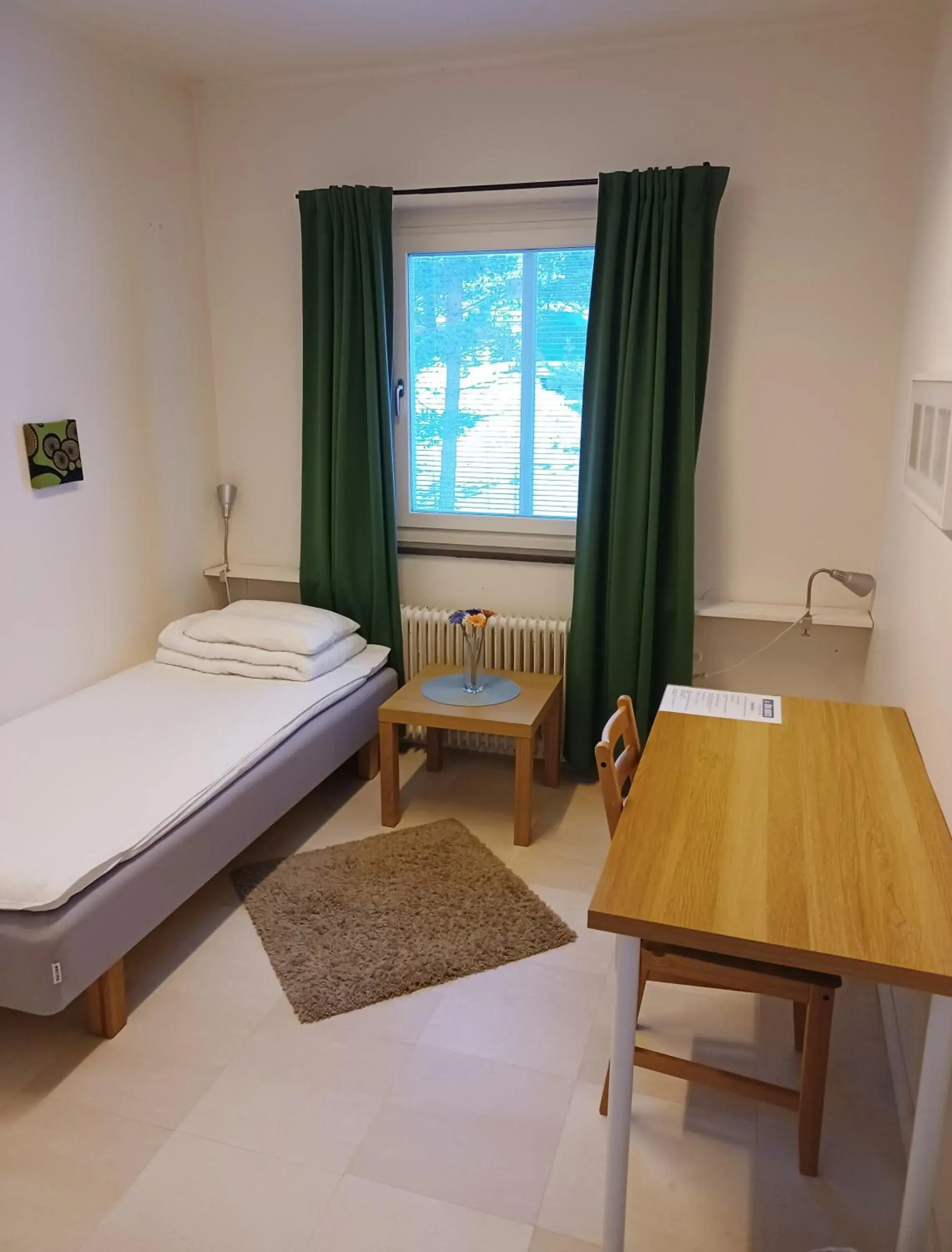 Single Room with Shared Shower and Toilet - single occupancy in Södra Bergets Vandrarhem Single Room with Shared Shower and Toilet - single occupancy in Södra Bergets Vandrarhem