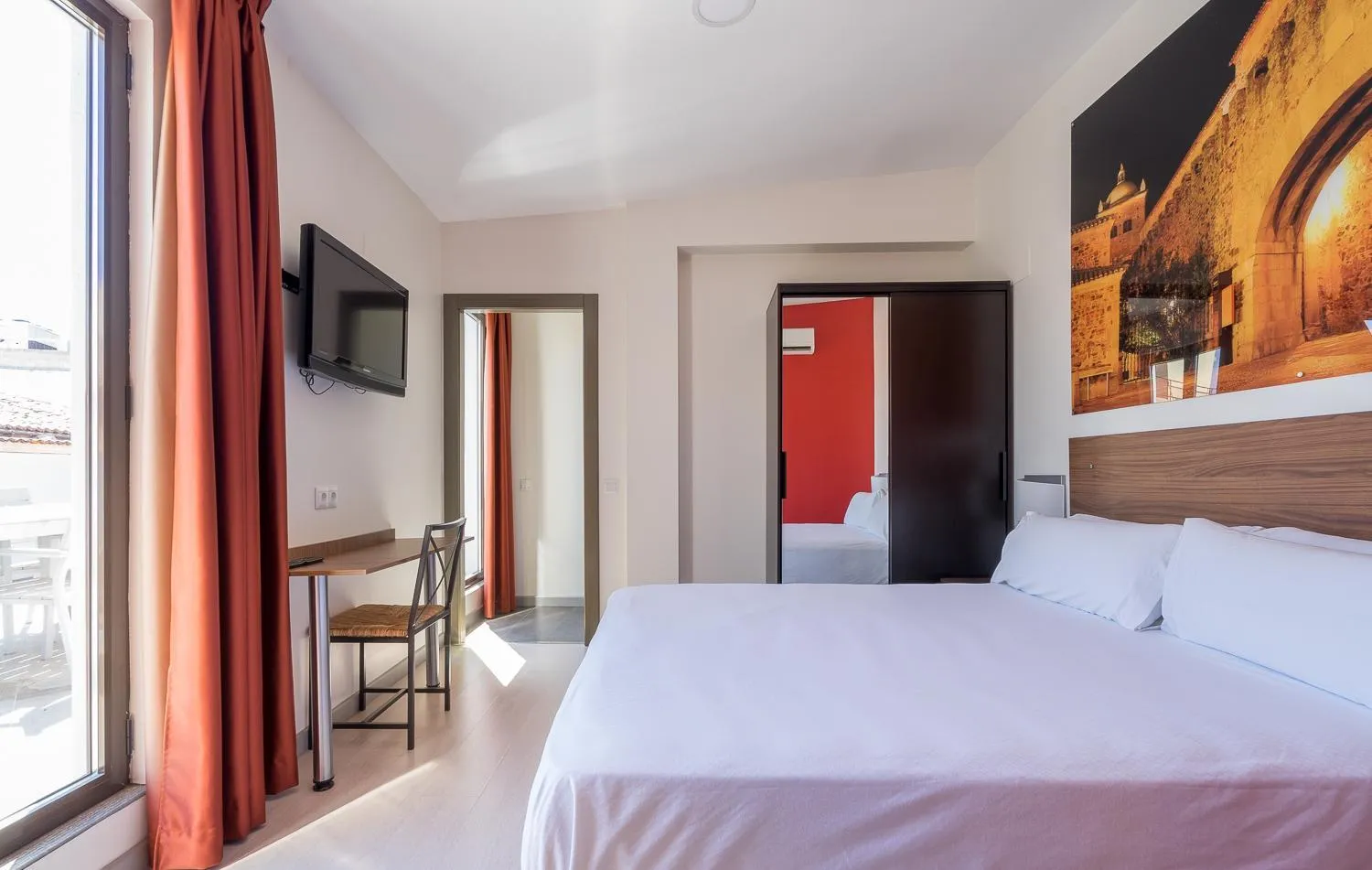 Photo of the whole room, Bed in Baluart Apartments