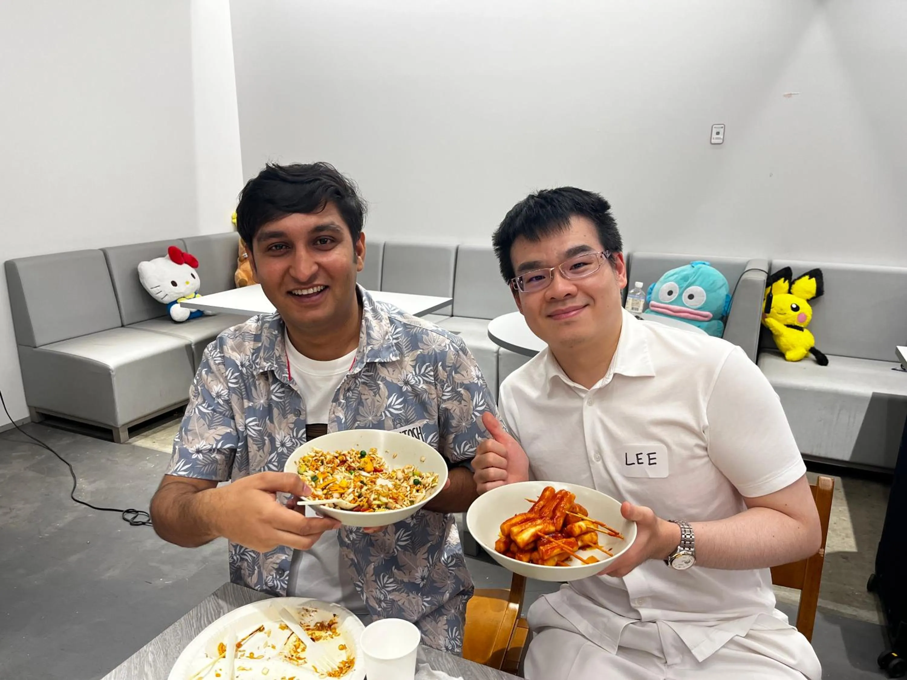 Communal lounge/ TV room in White Hostel Shinsaibashi