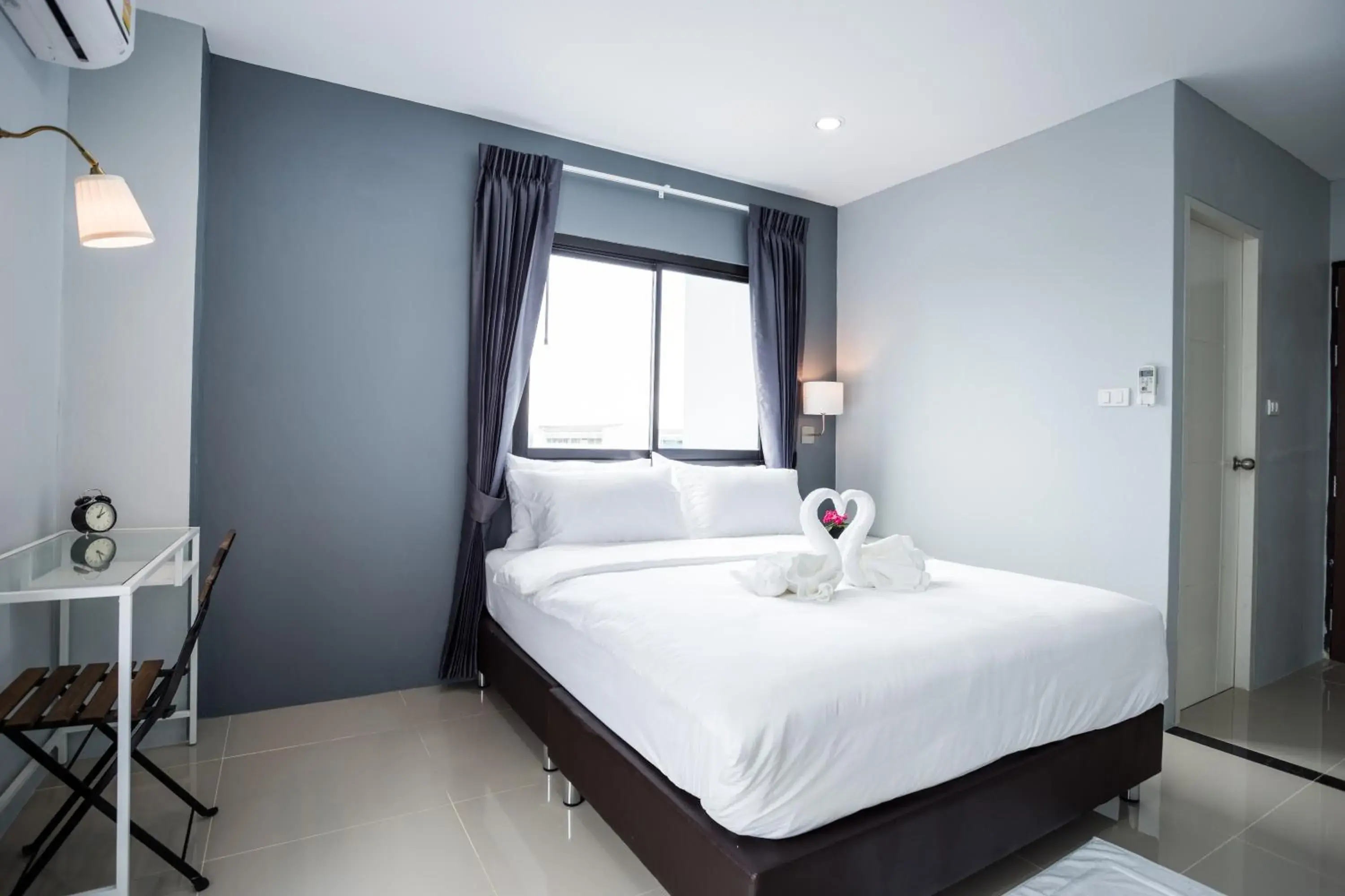 Bed in Twentynine KV Apartel Bed in Twentynine KV Apartel