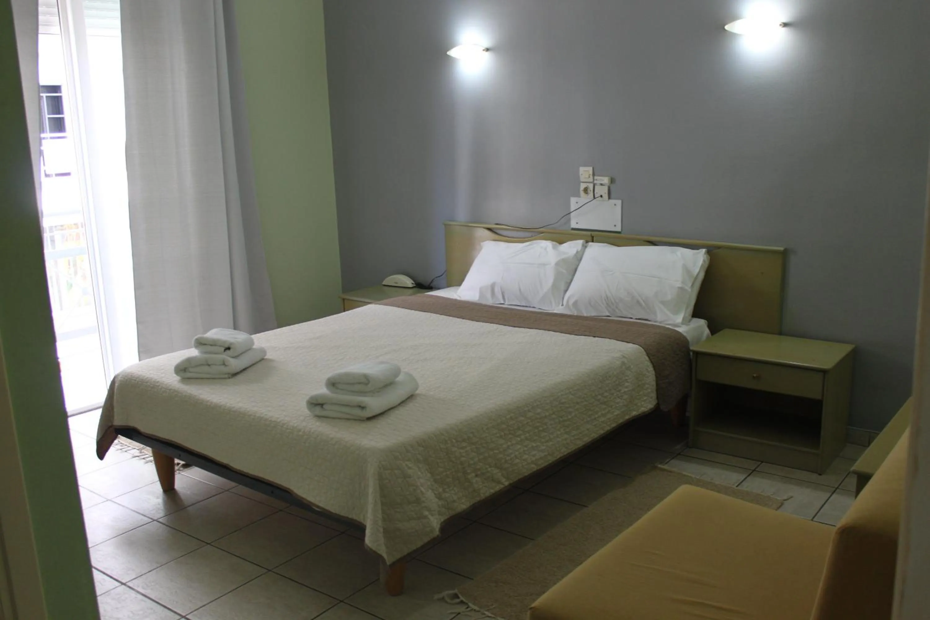 Bed in Hotel Avra