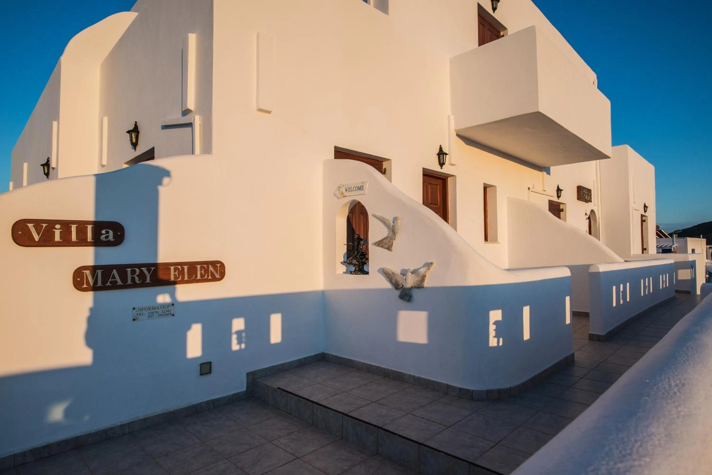 Property building in Villa Mary Elen