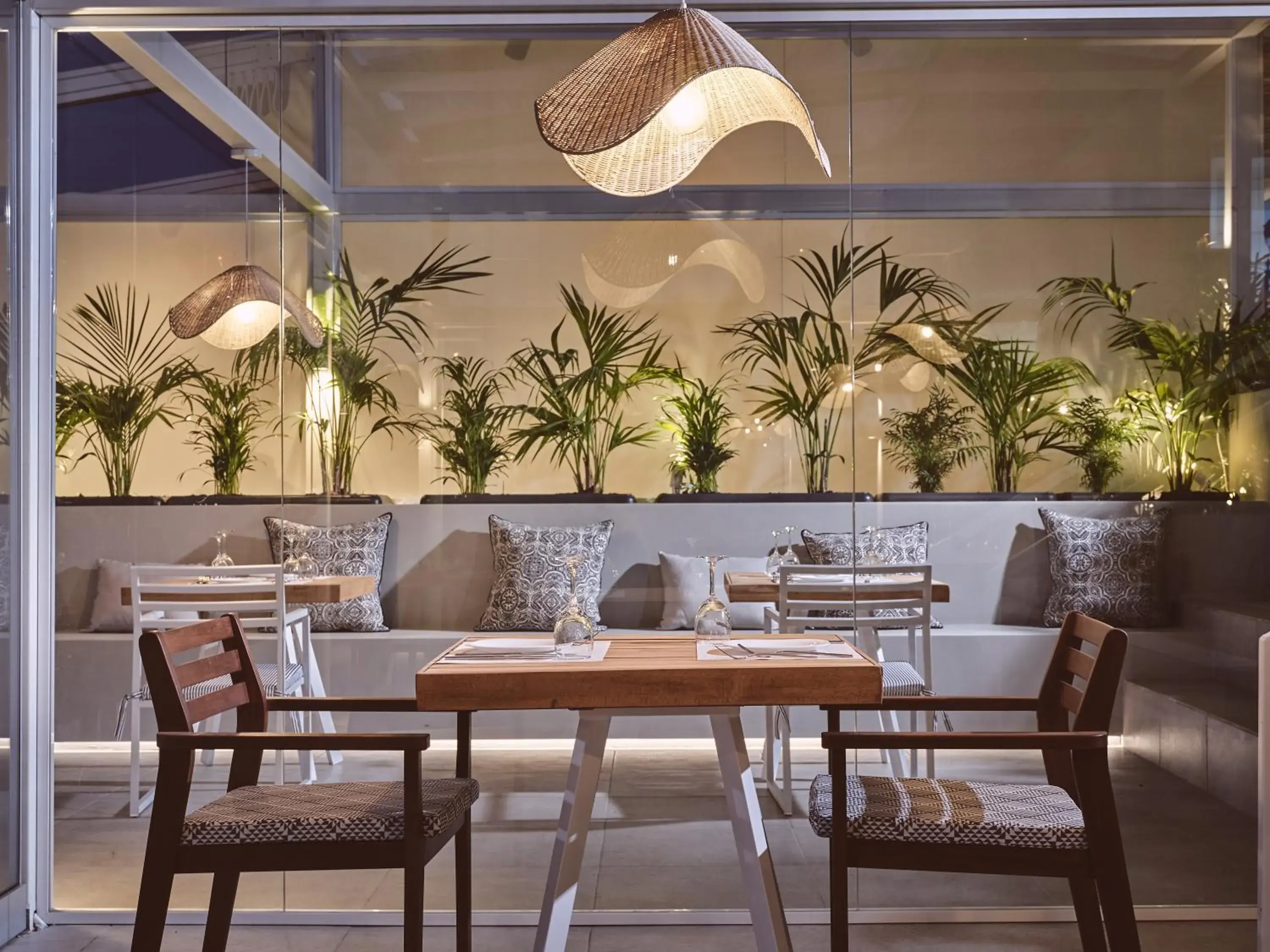 Restaurant/places to eat in Hotel St.John Suites Adults Only Restaurant/places to eat in Hotel St.John Suites Adults Only