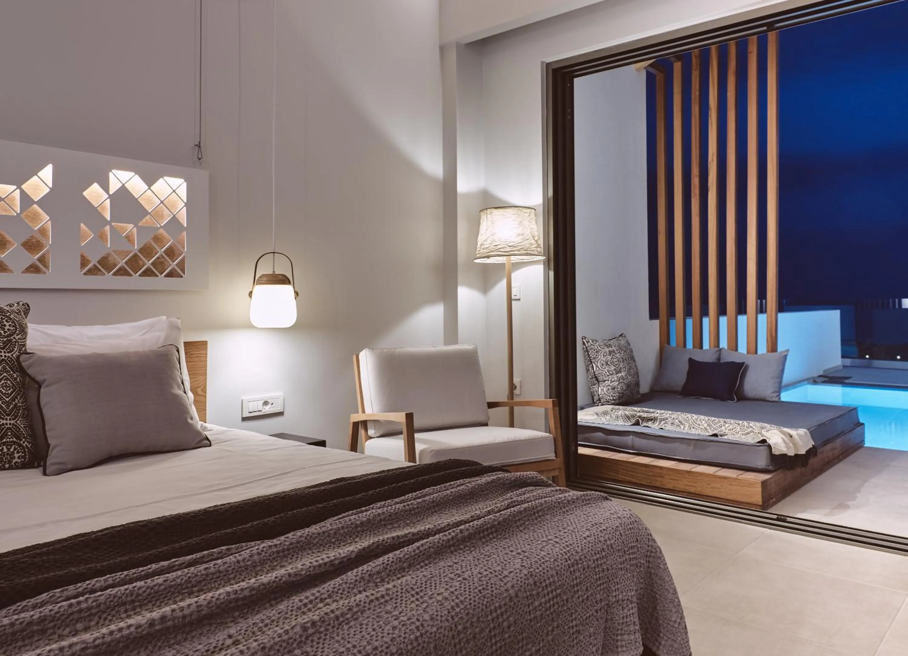 Bathroom, Bed in Hotel St.John Suites Adults Only