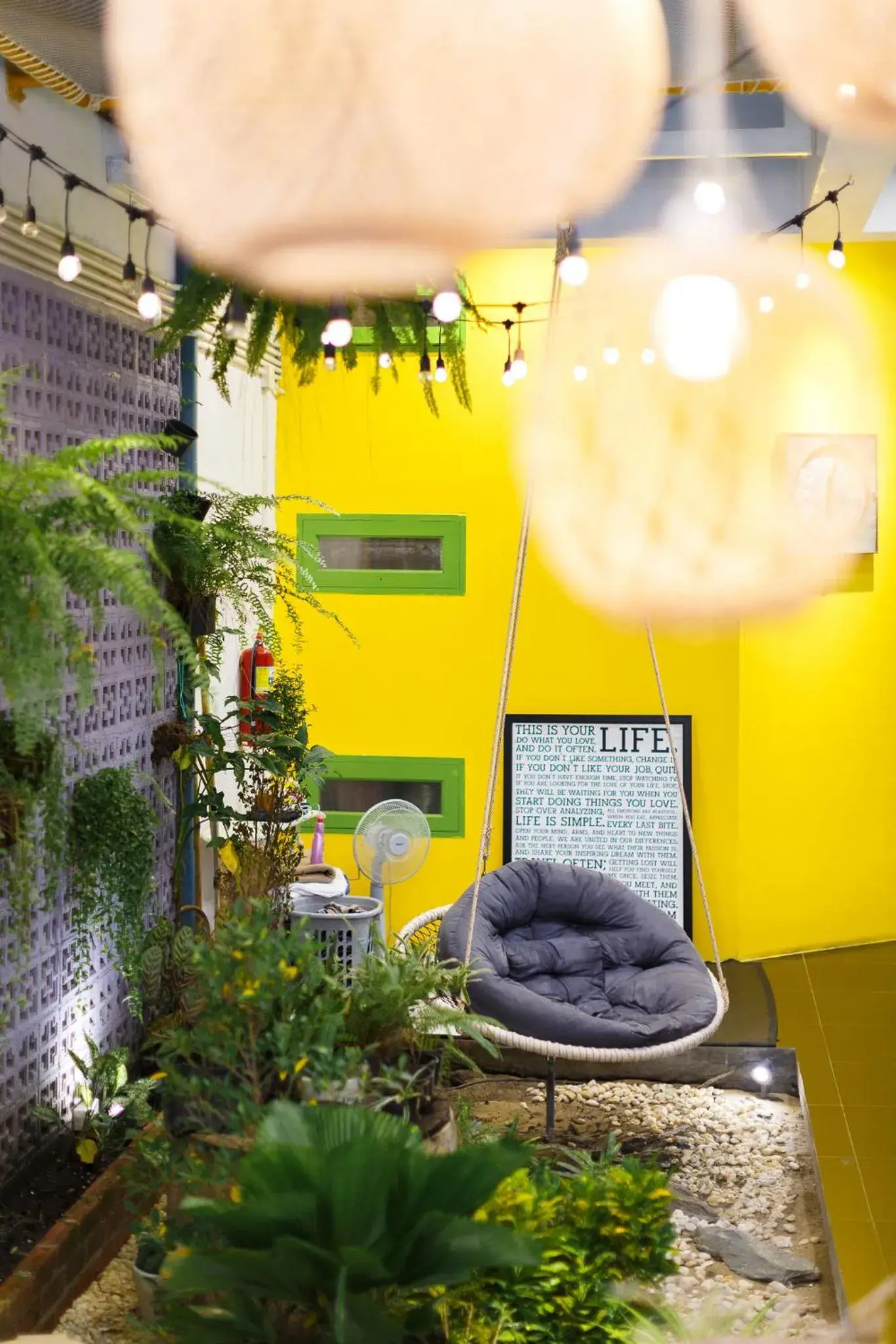 Restaurant/places to eat in Aekkeko hostel Restaurant/places to eat in Aekkeko hostel