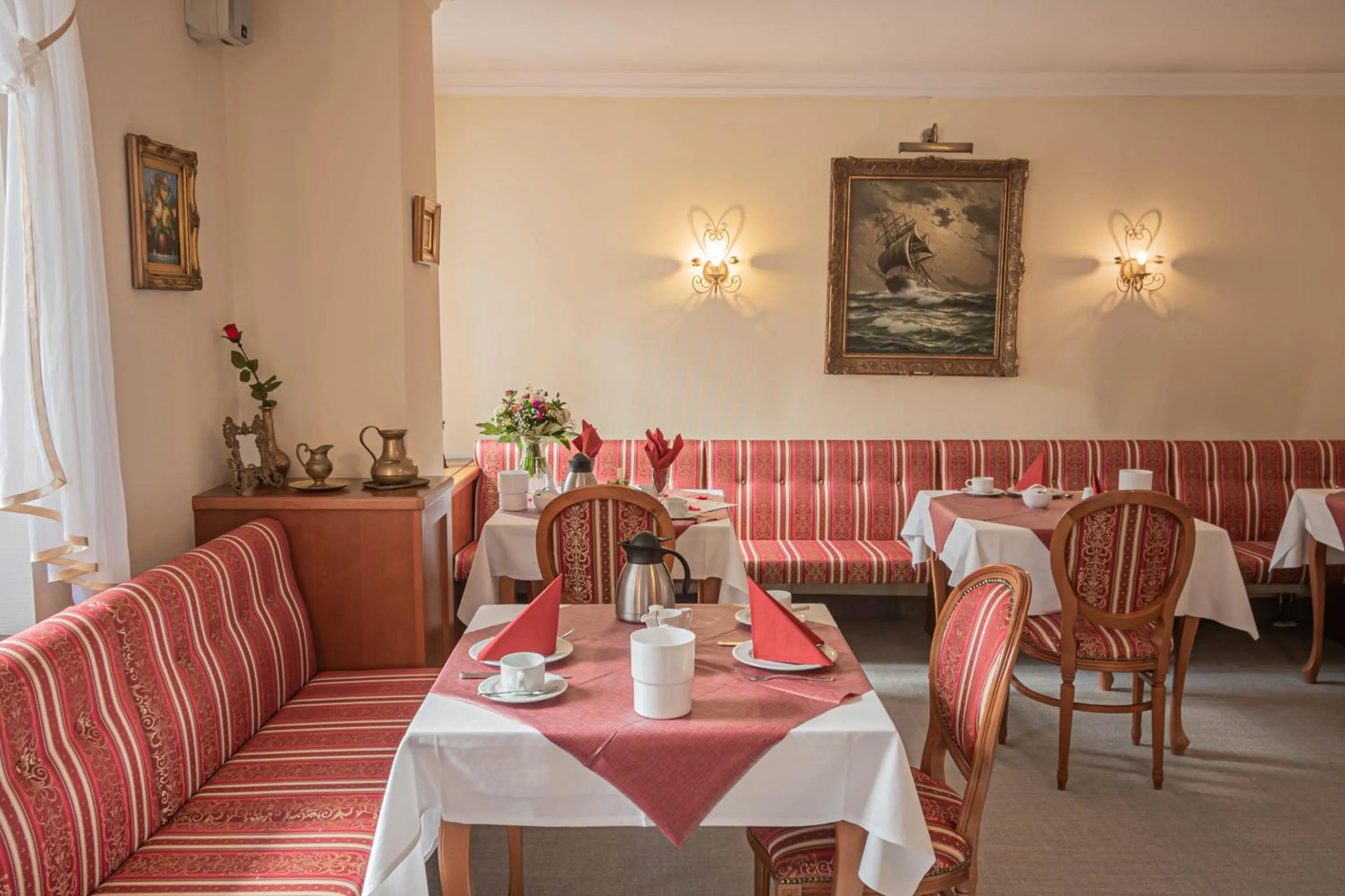 Restaurant/places to eat in Hotel Imperial Rügen