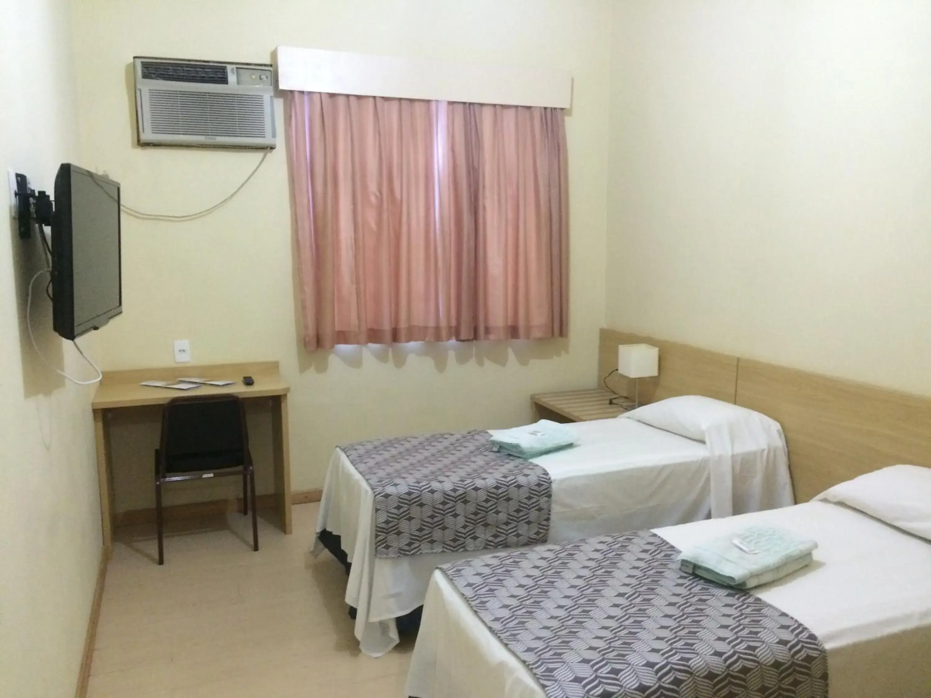 Bedroom, Bed in Hotel Viña Del Mar Bedroom, Bed in Hotel Viña Del Mar